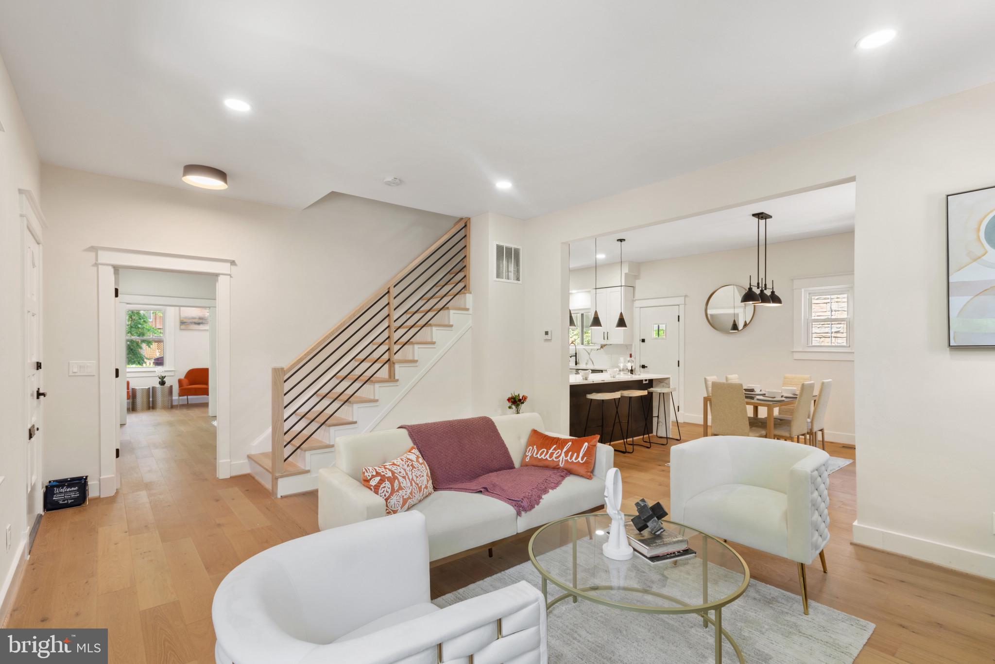 Real estate listing preview #5