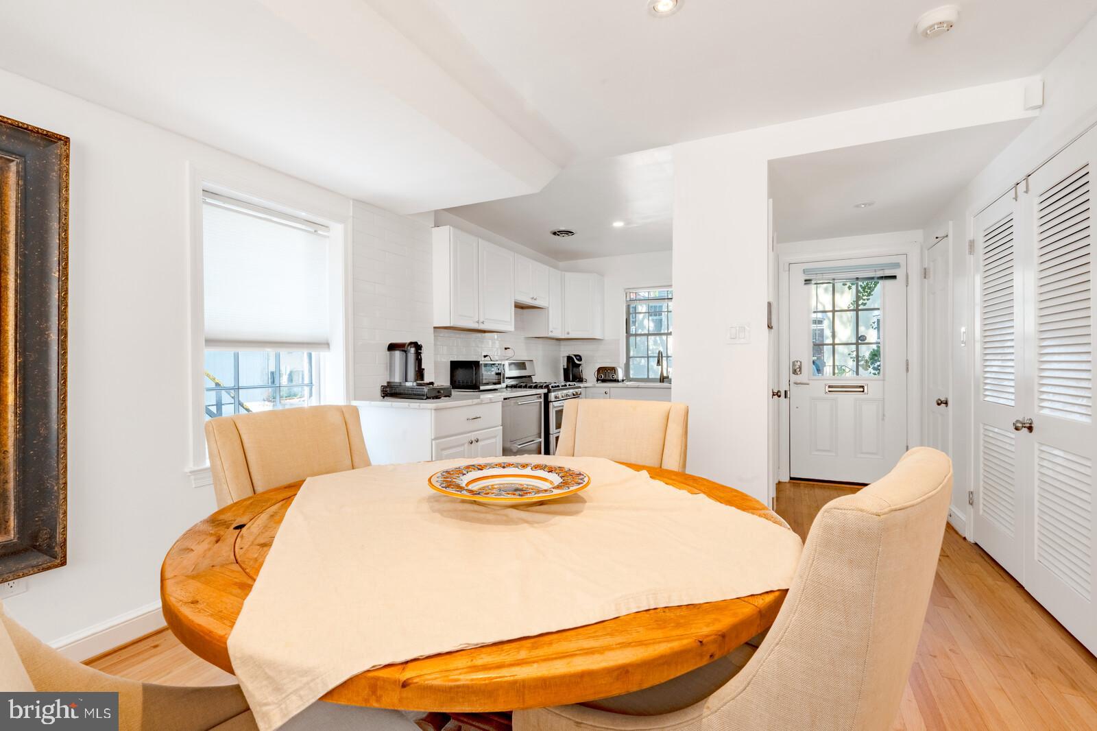 Real estate listing preview #7