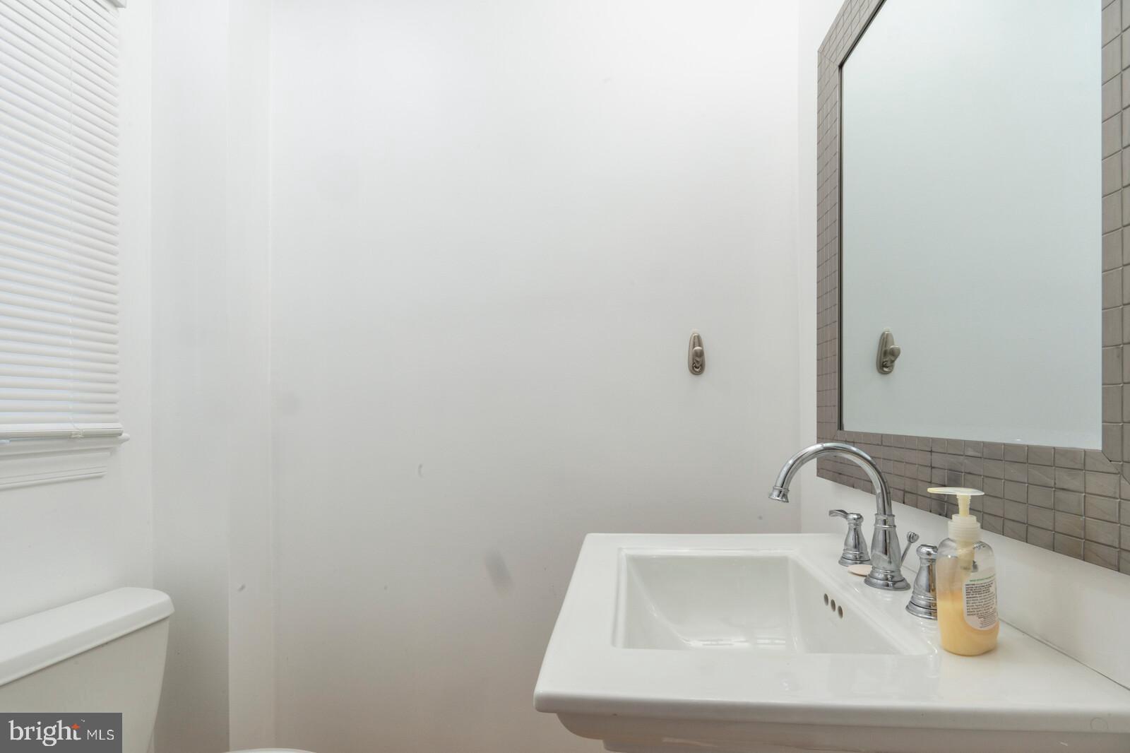 Real estate listing preview #12