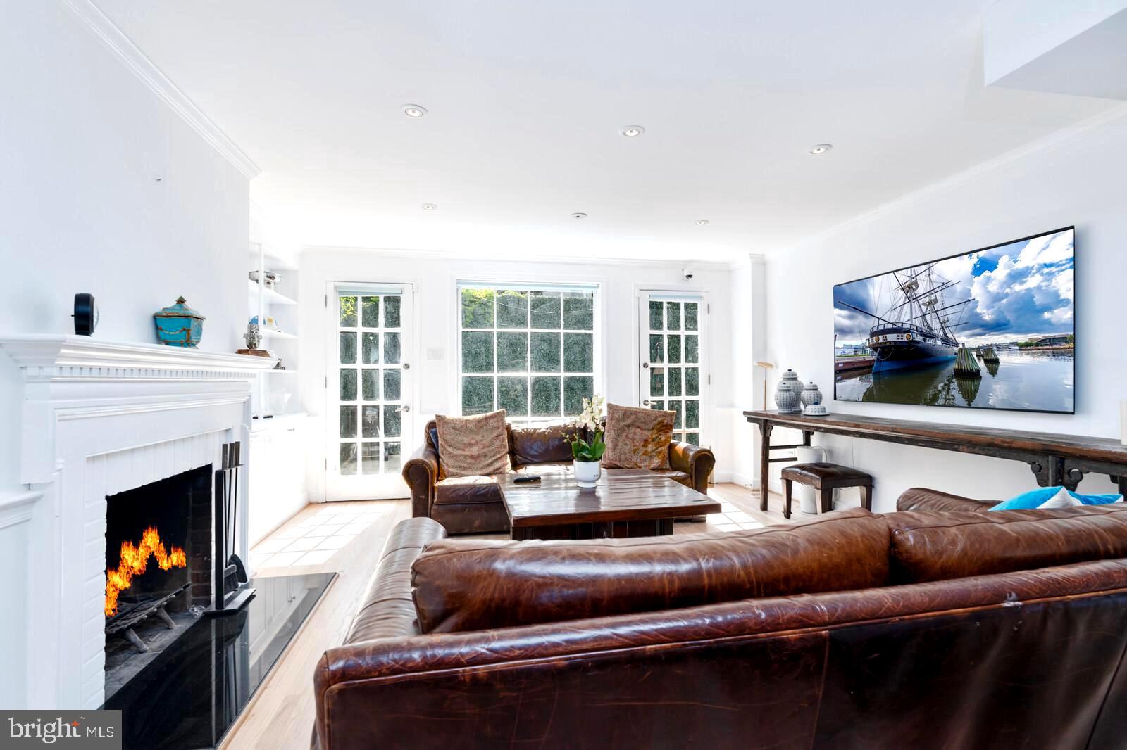 Real estate listing preview #3