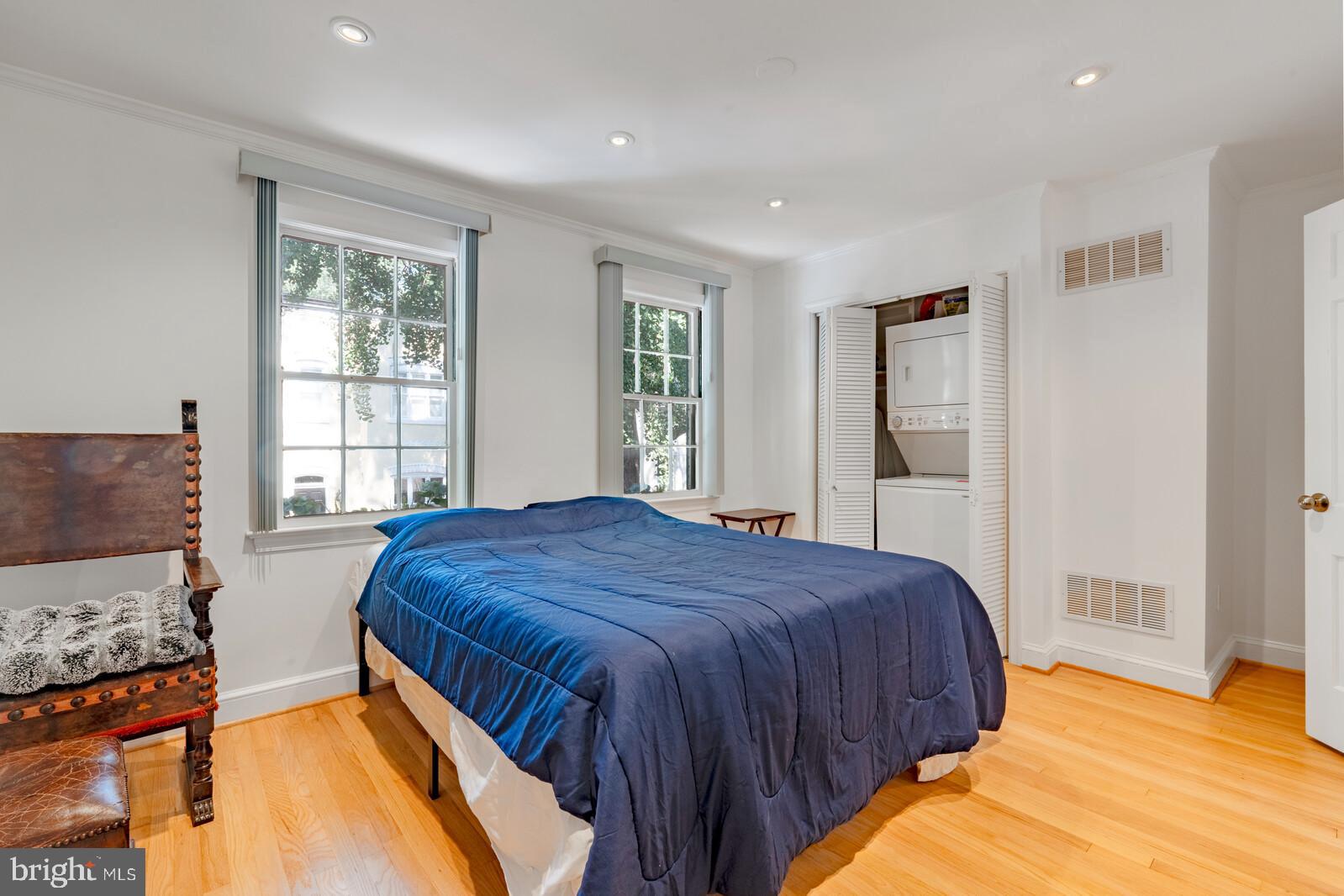 Real estate listing preview #22