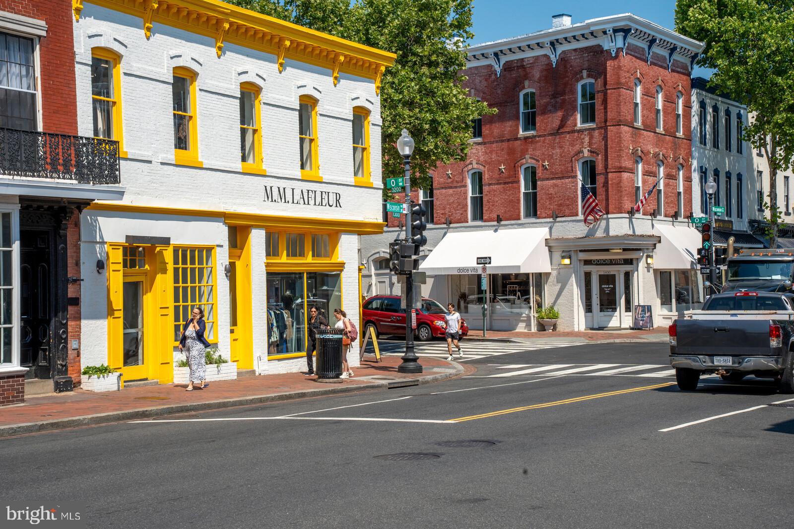 Real estate listing preview #29