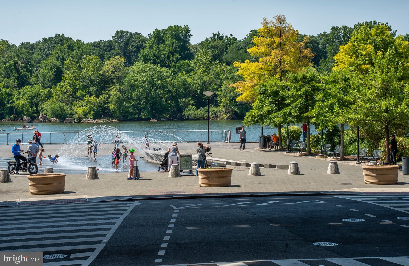 Real estate listing preview #36