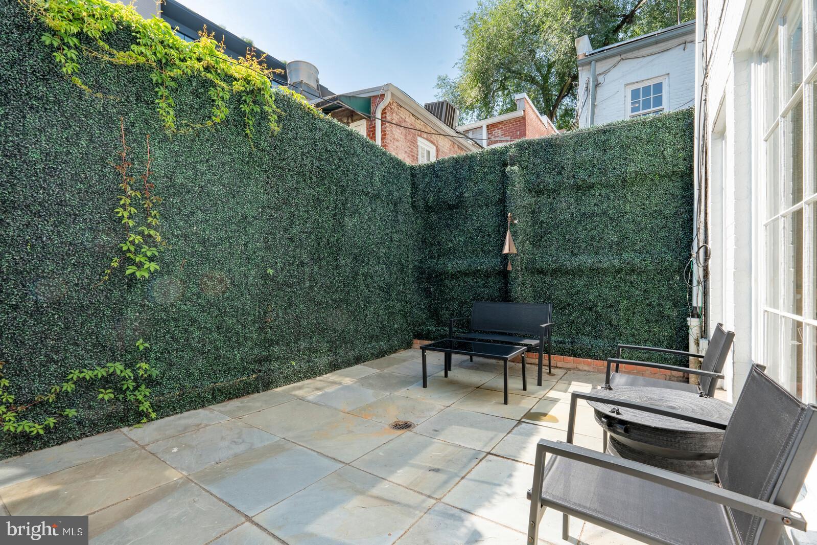 Real estate listing preview #23