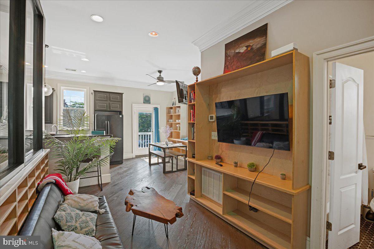 Real estate listing preview #22