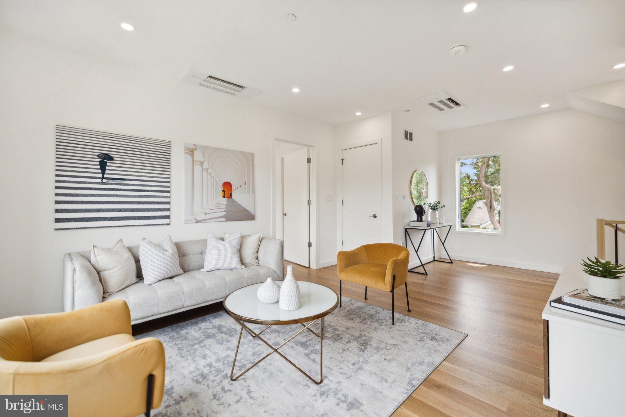 Real estate listing preview #26