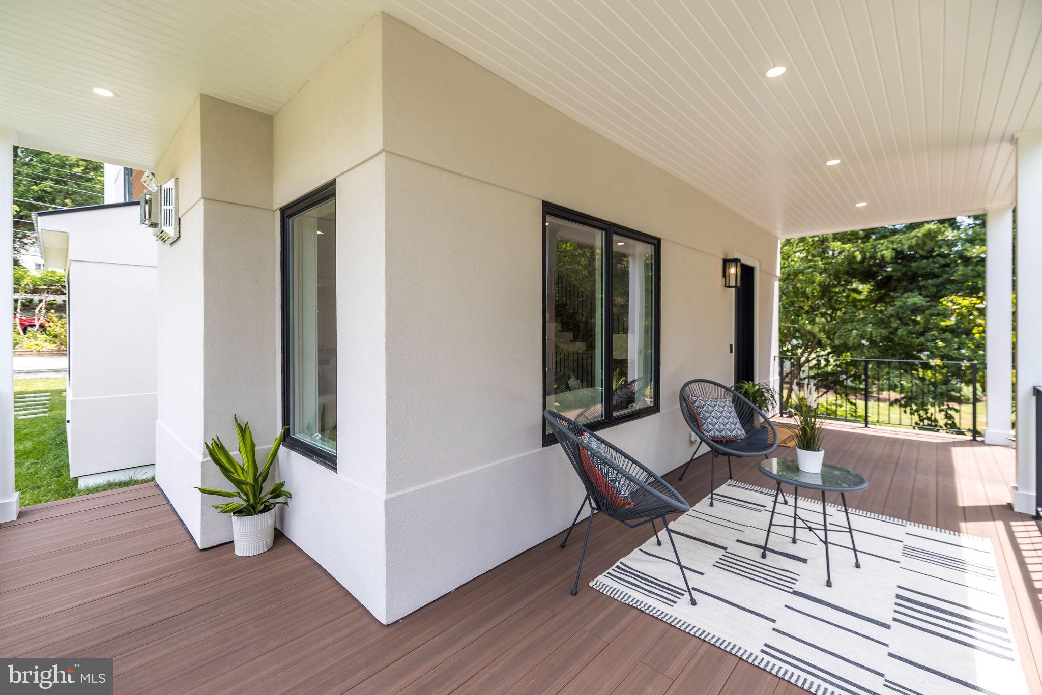 Real estate listing preview #4