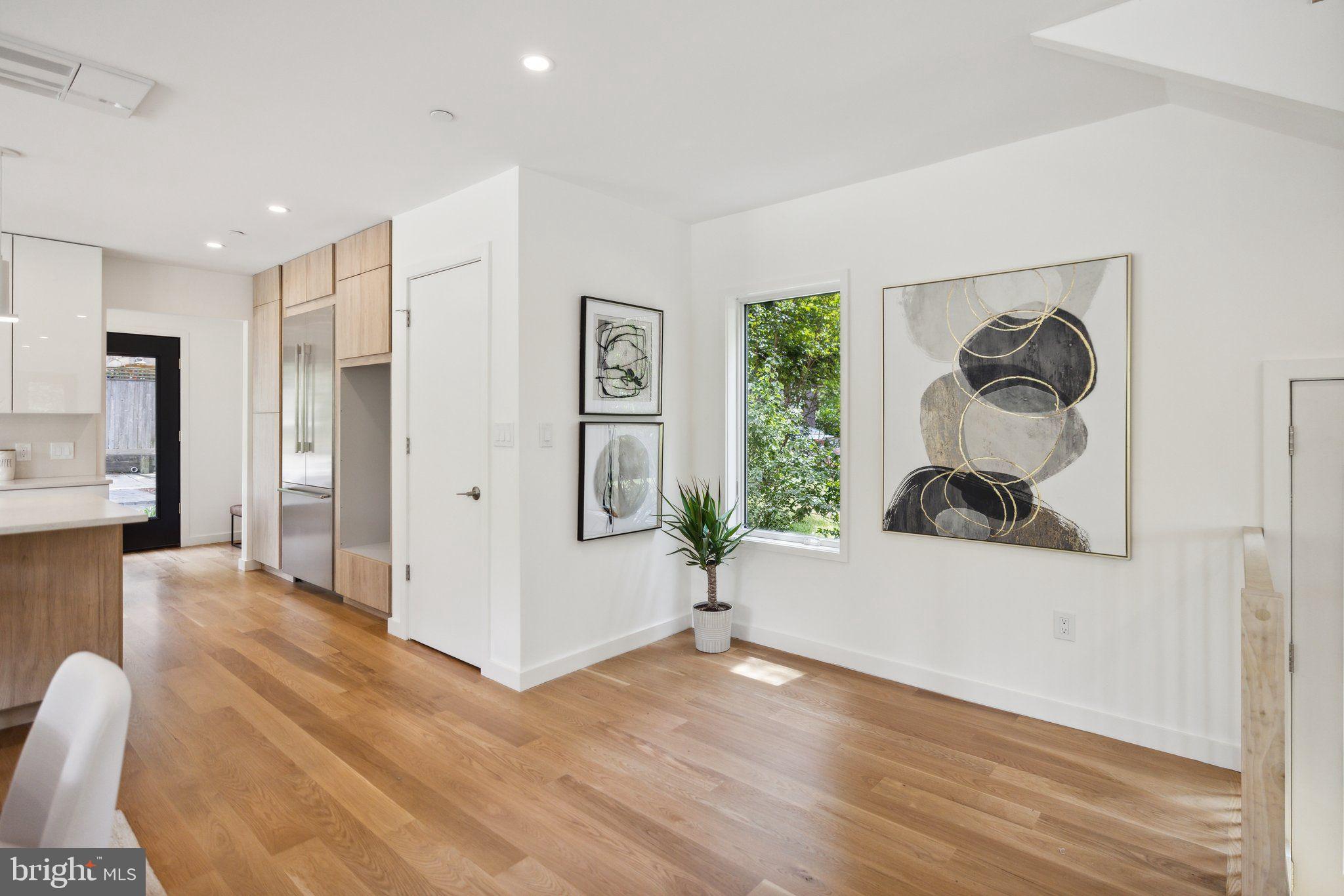 Real estate listing preview #10