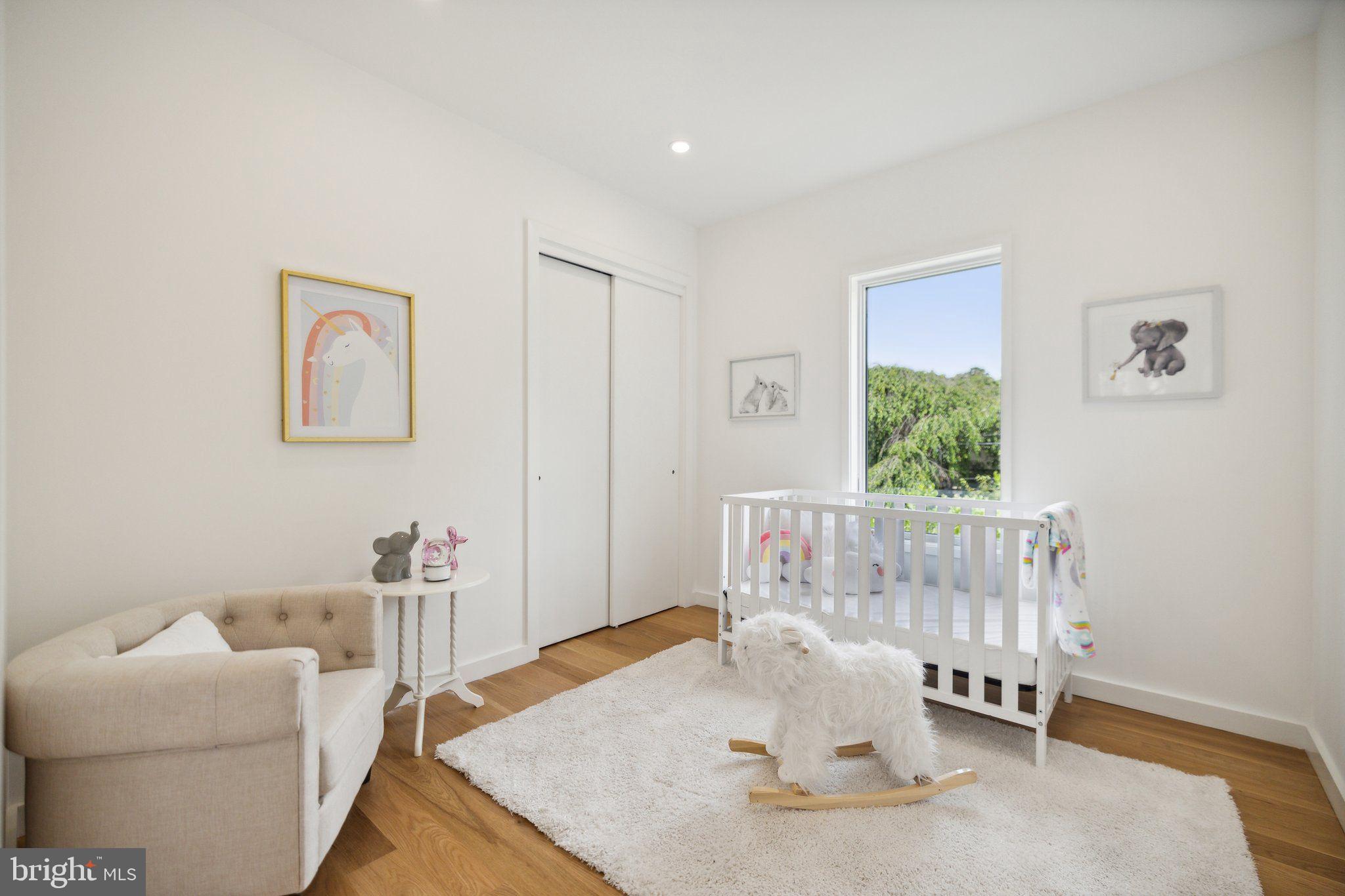 Real estate listing preview #22