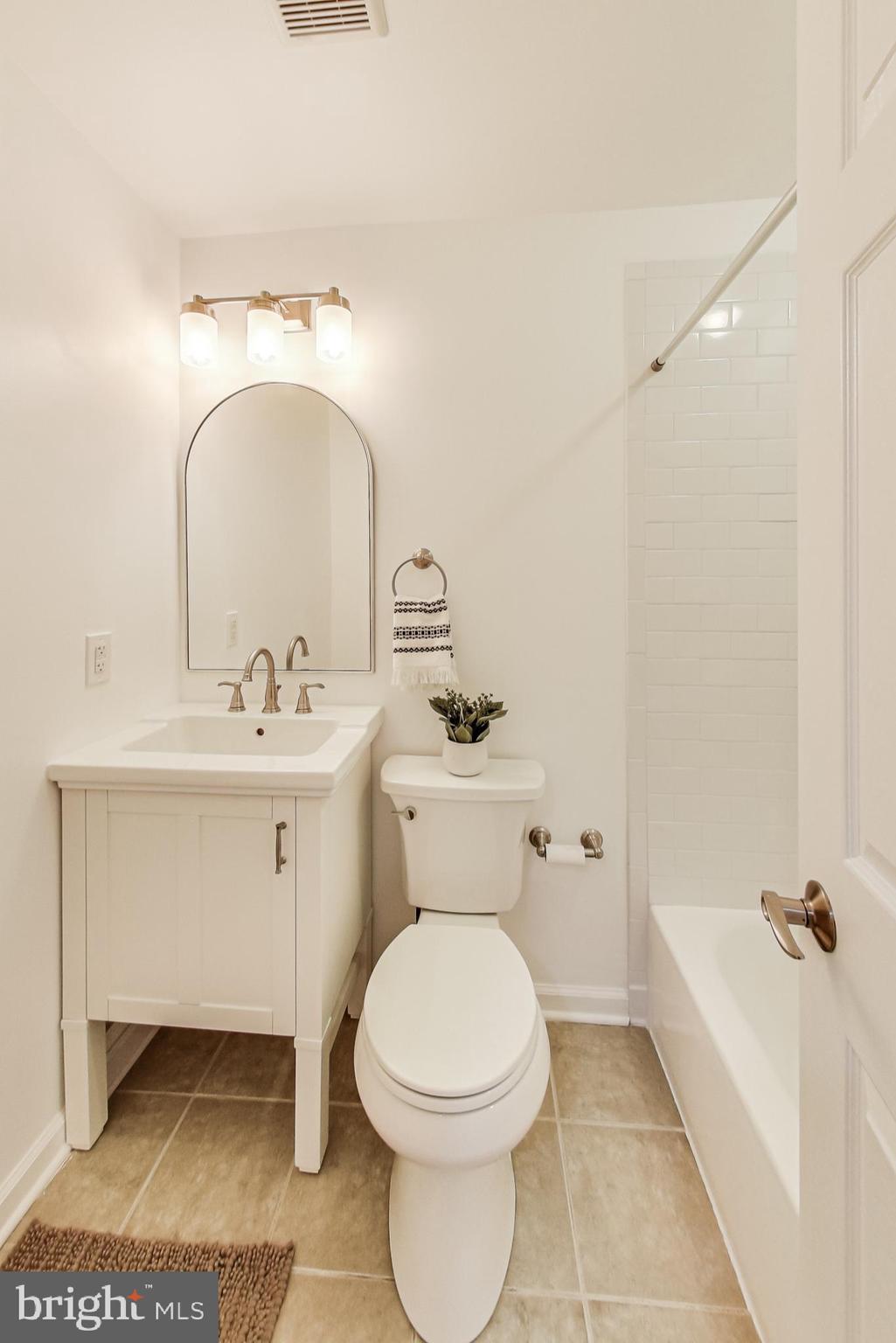 Real estate listing preview #42