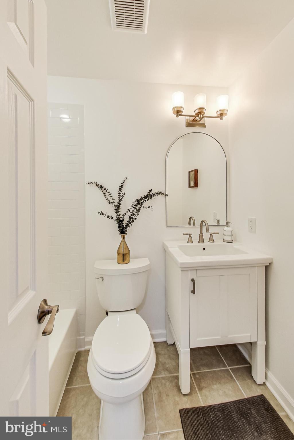 Real estate listing preview #34