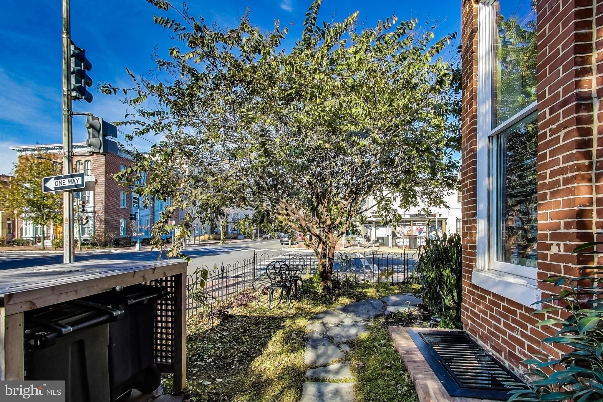 Real estate listing preview #6