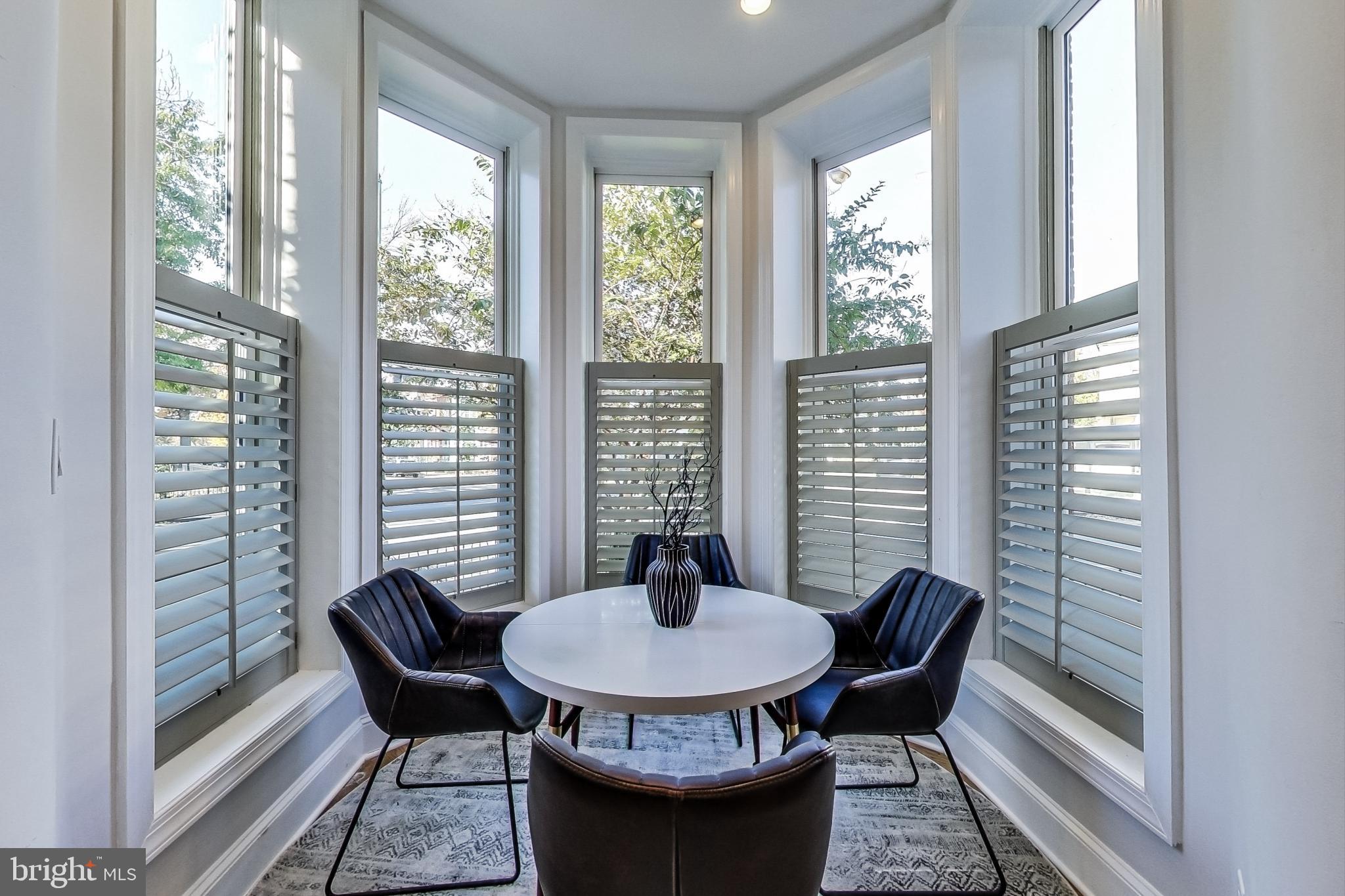 Real estate listing preview #12