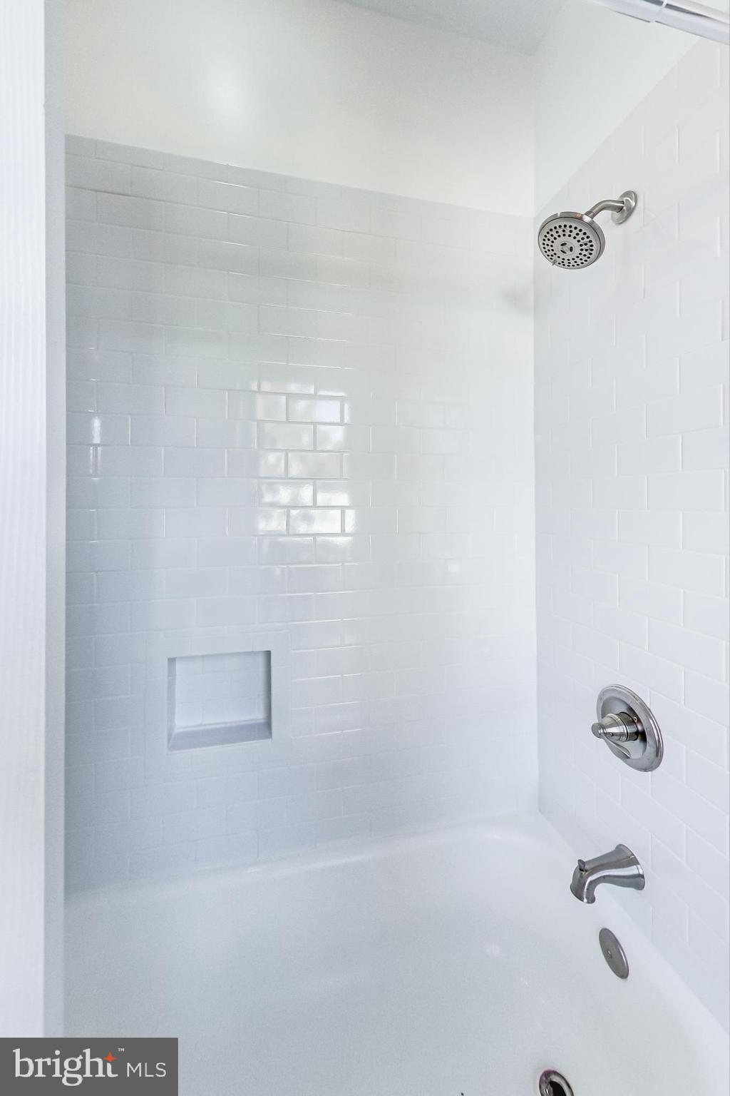 Real estate listing preview #27