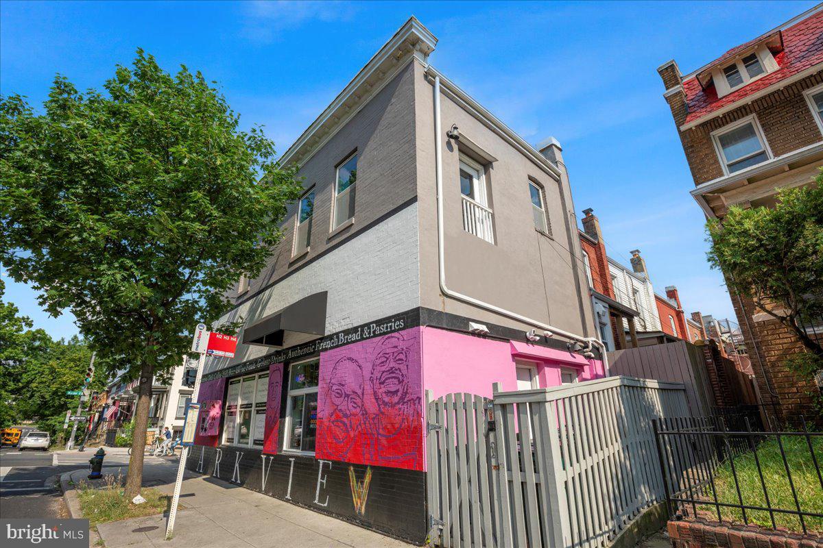 Real estate listing preview #5