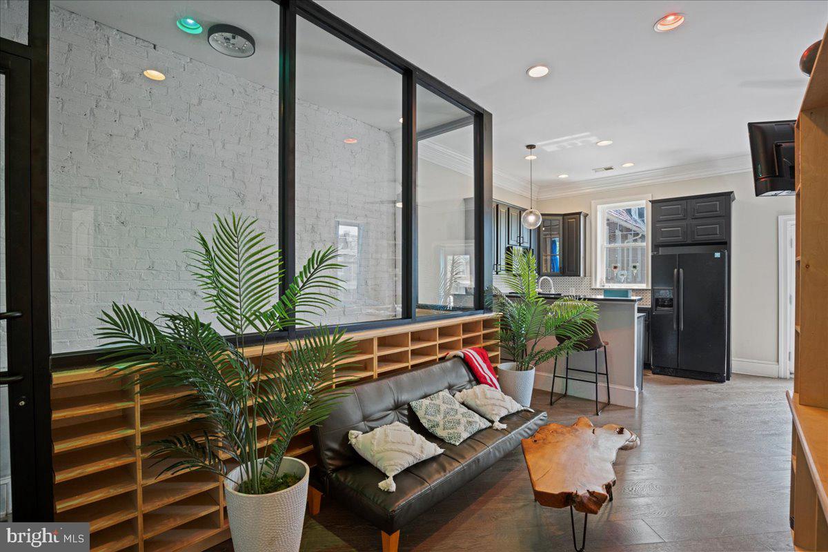 Real estate listing preview #23