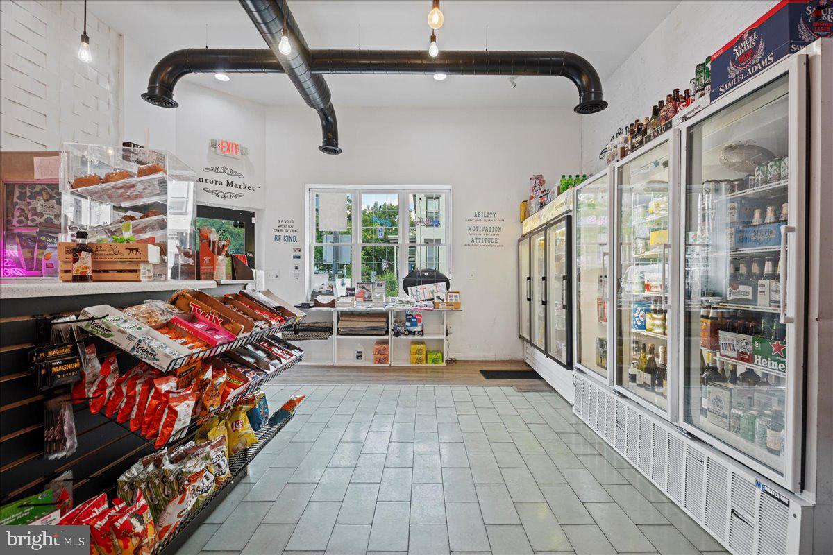 Real estate listing preview #11