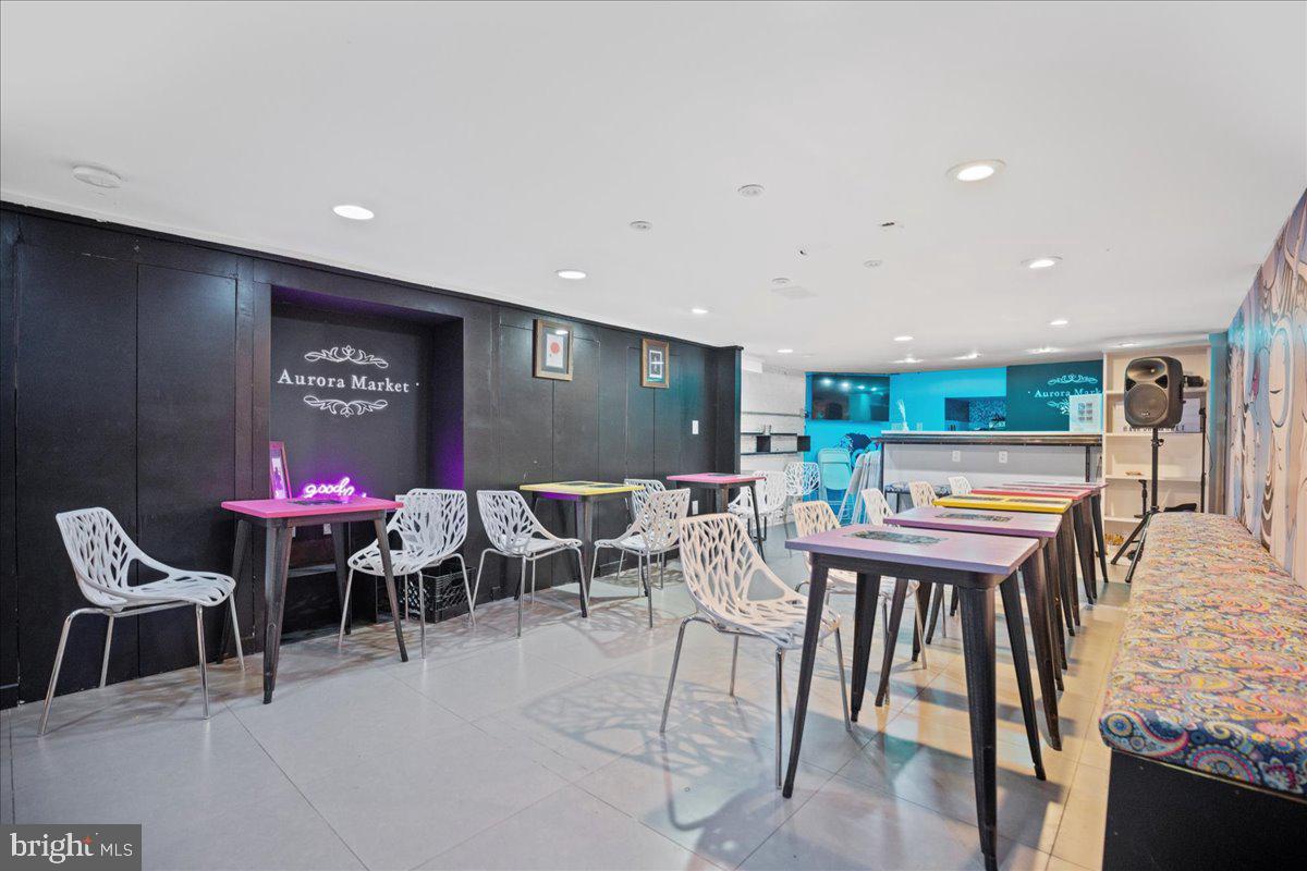 Real estate listing preview #16