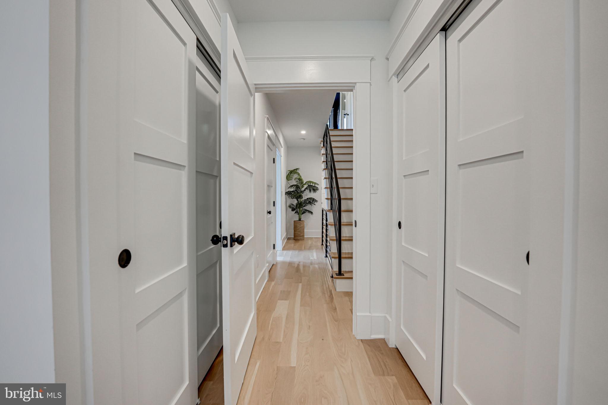 Real estate listing preview #28