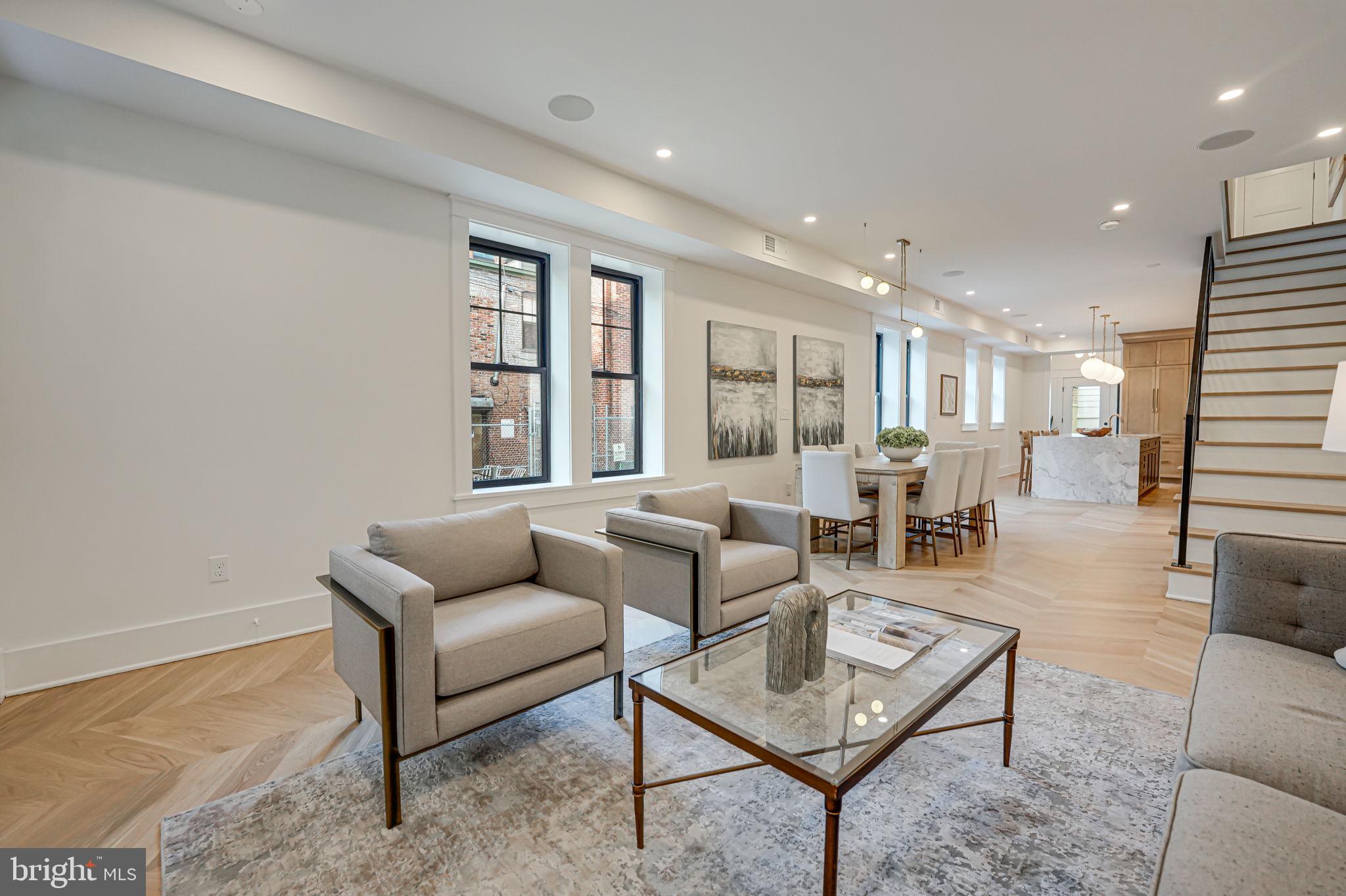 Real estate listing preview #6