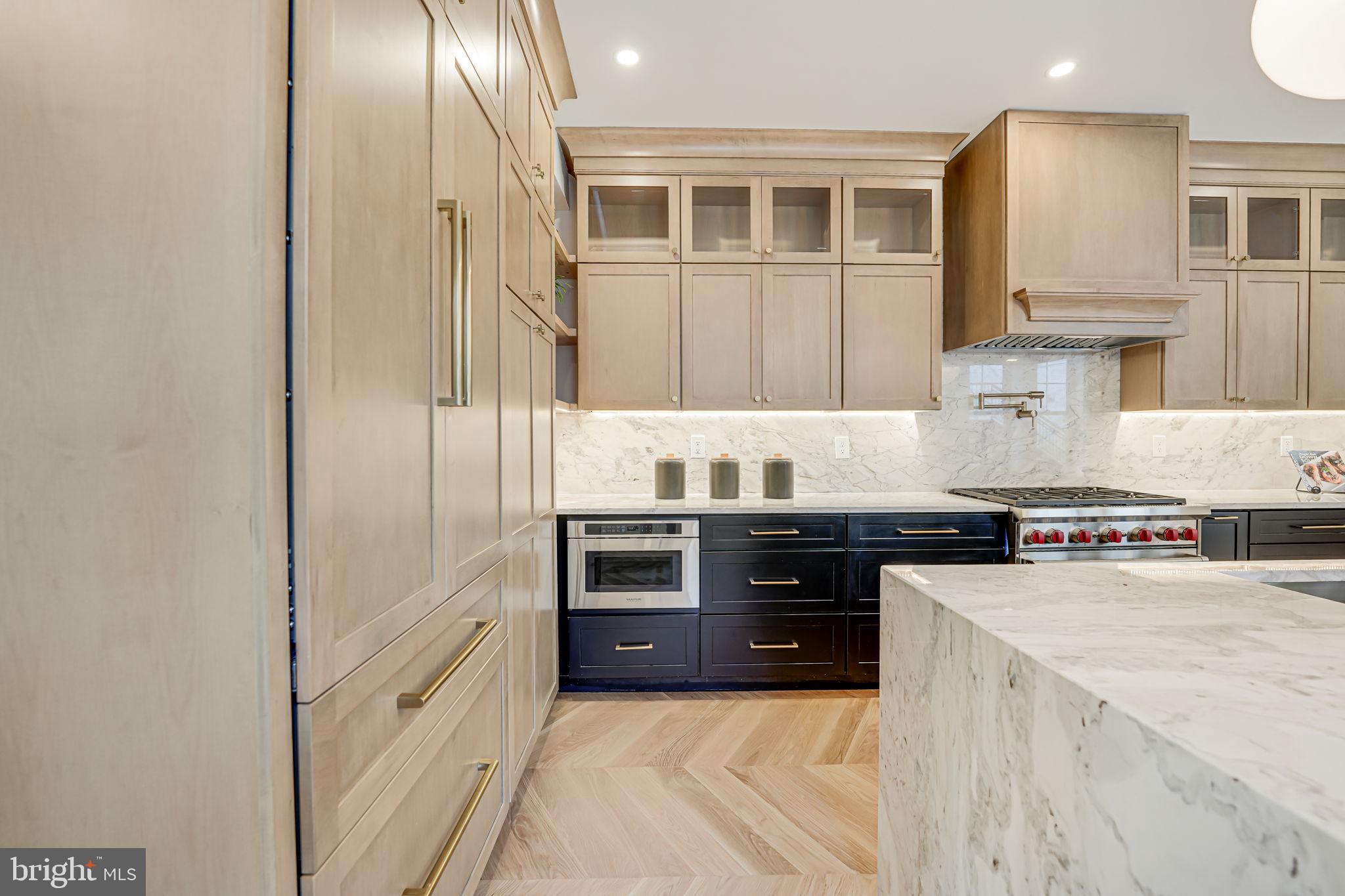 Real estate listing preview #17