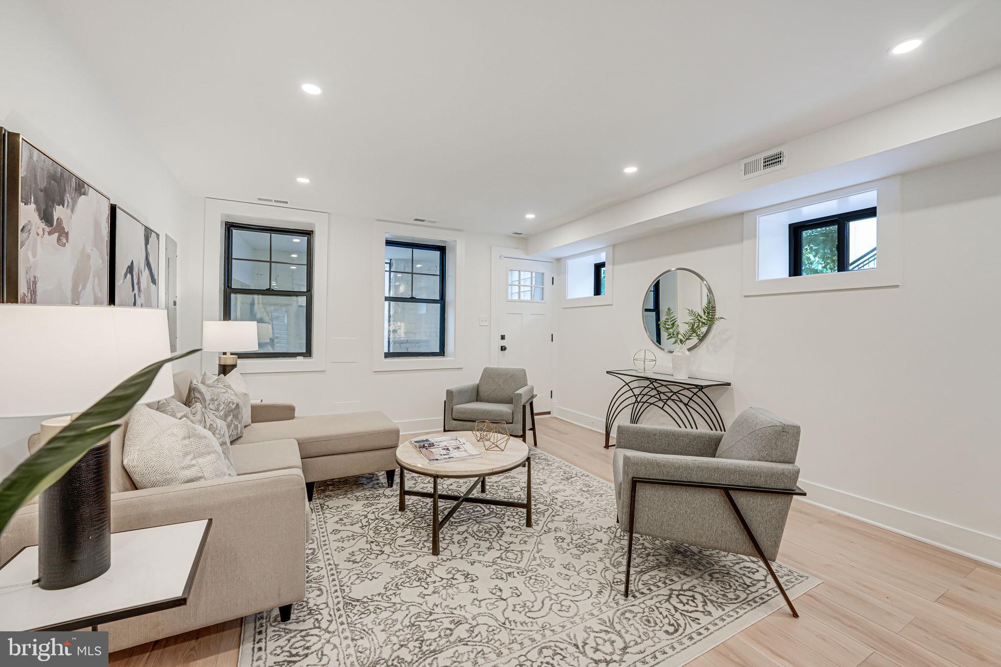 Real estate listing preview #66