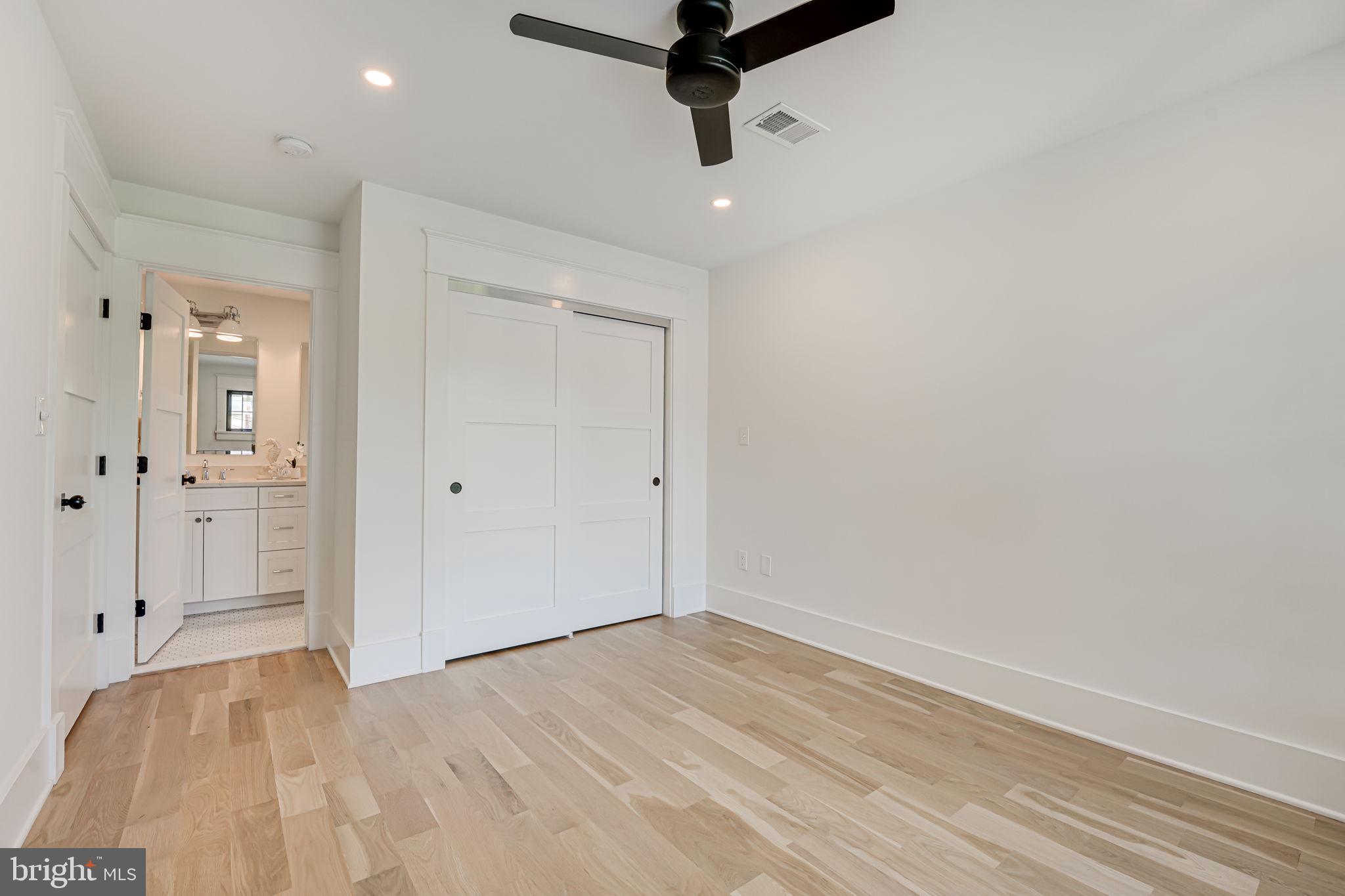 Real estate listing preview #20