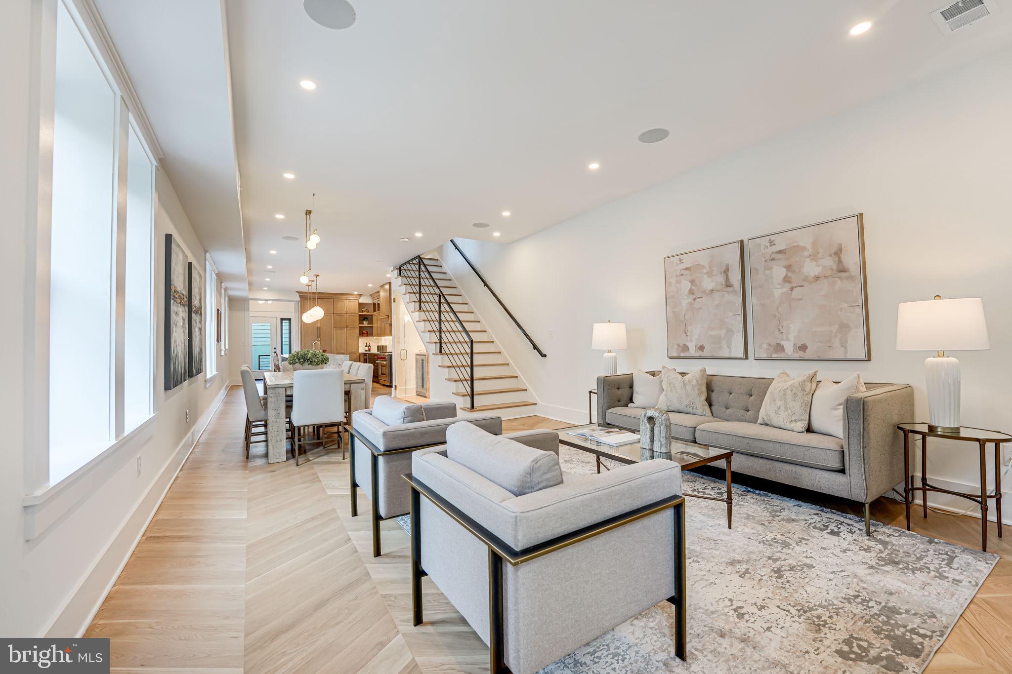 Real estate listing preview #5