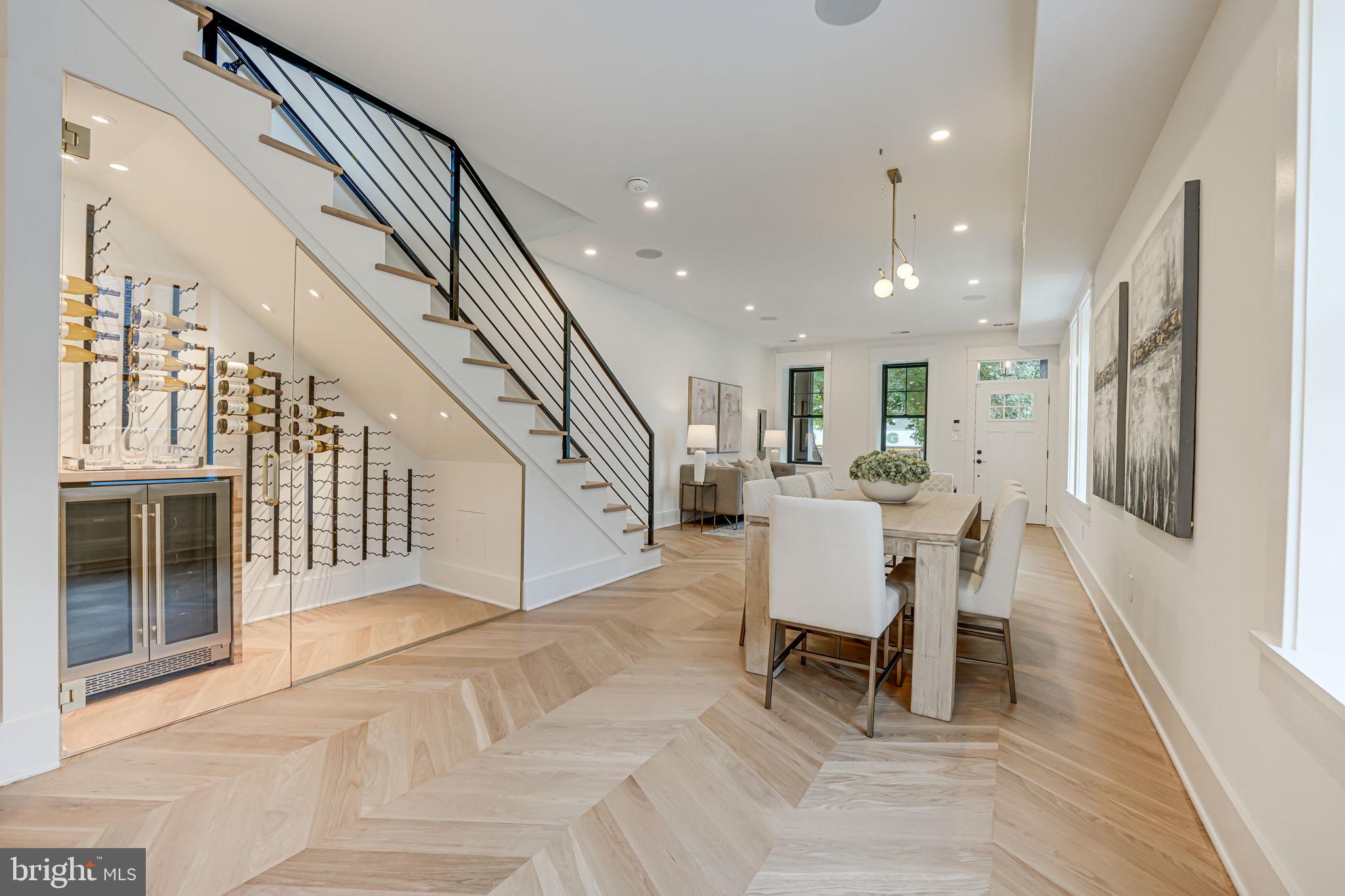 Real estate listing preview #10