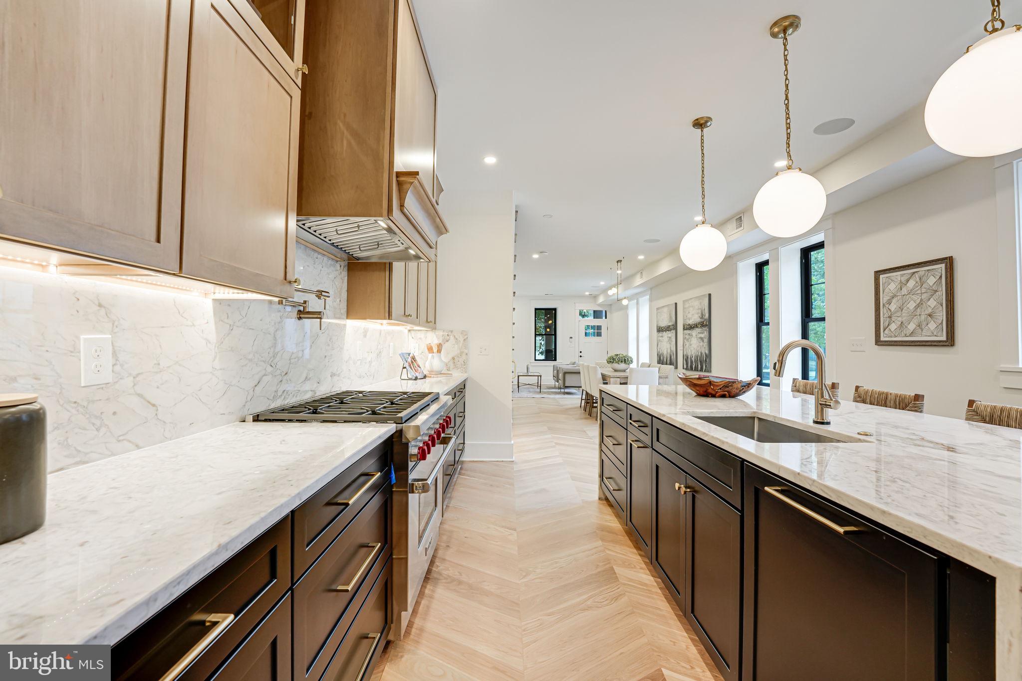 Real estate listing preview #15