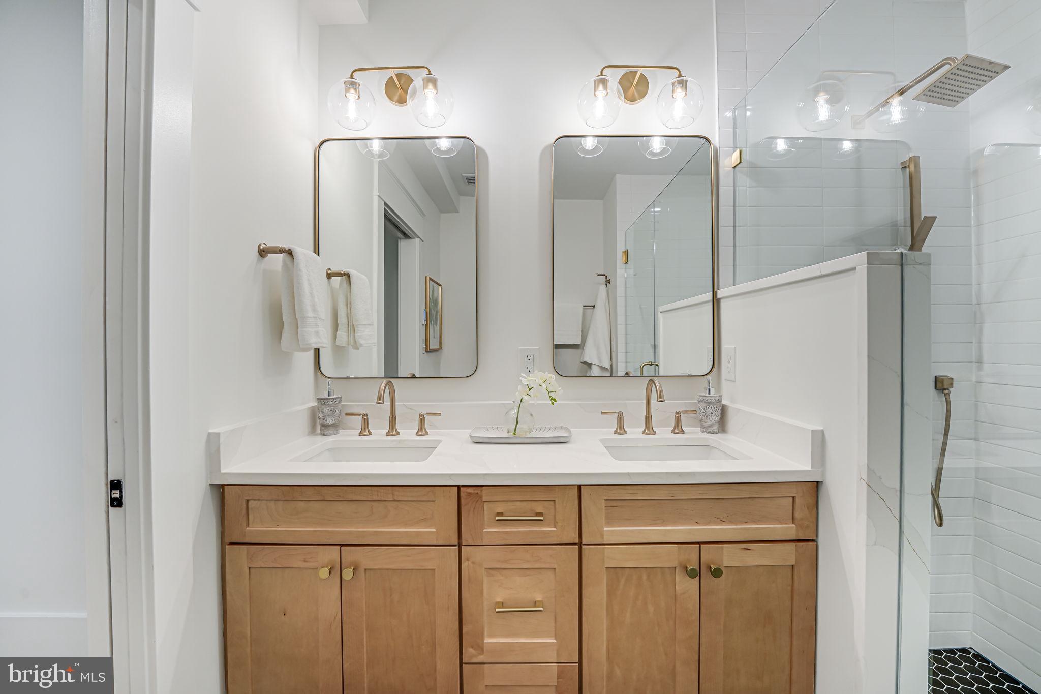 Real estate listing preview #46