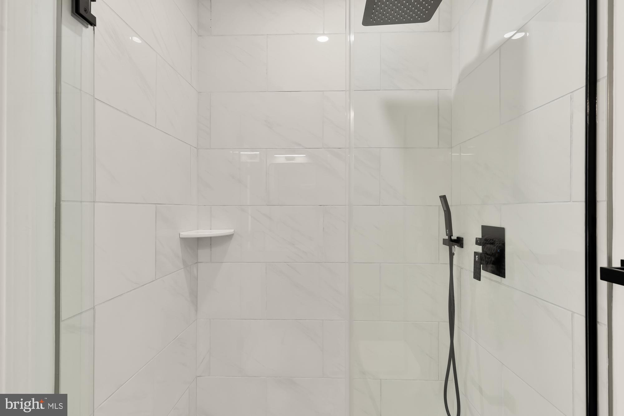 Real estate listing preview #40