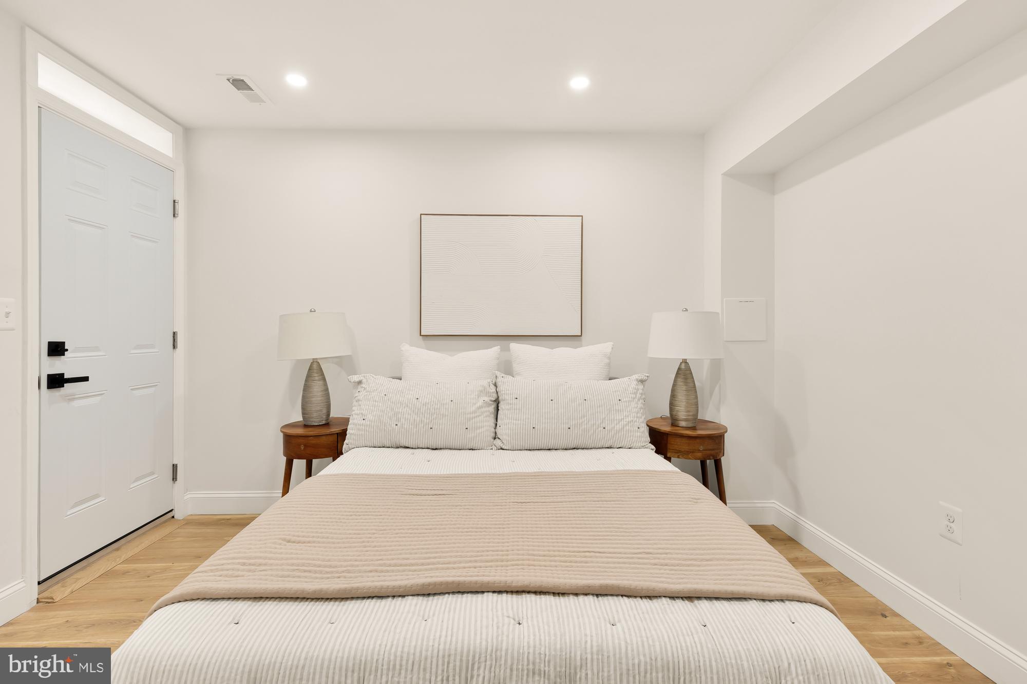 Real estate listing preview #53