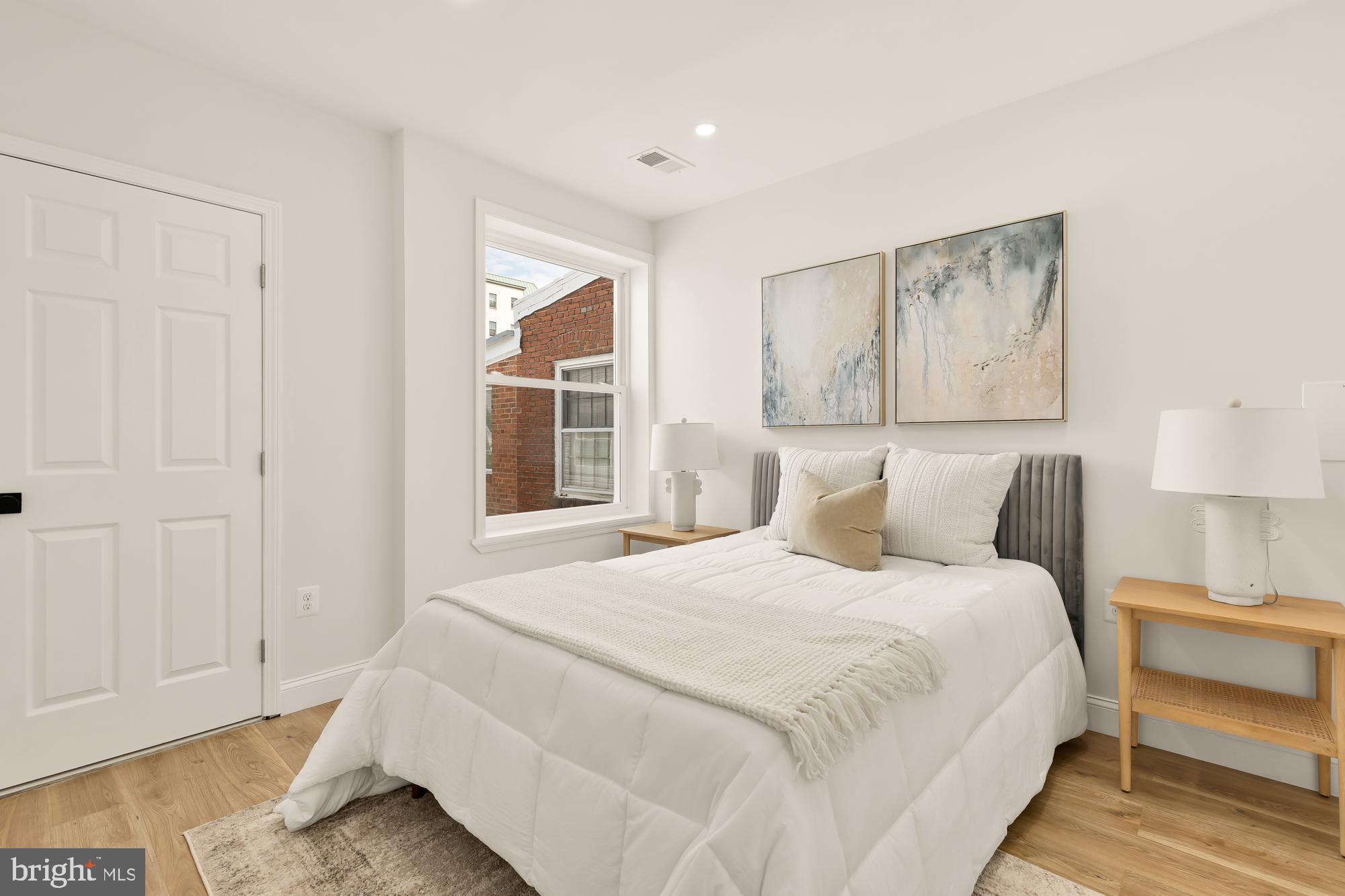 Real estate listing preview #36