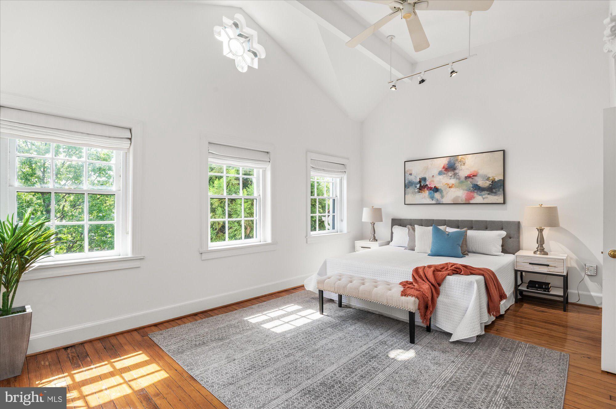 Real estate listing preview #17