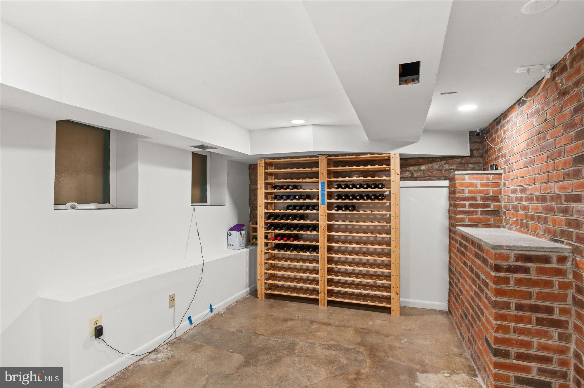 Real estate listing preview #22