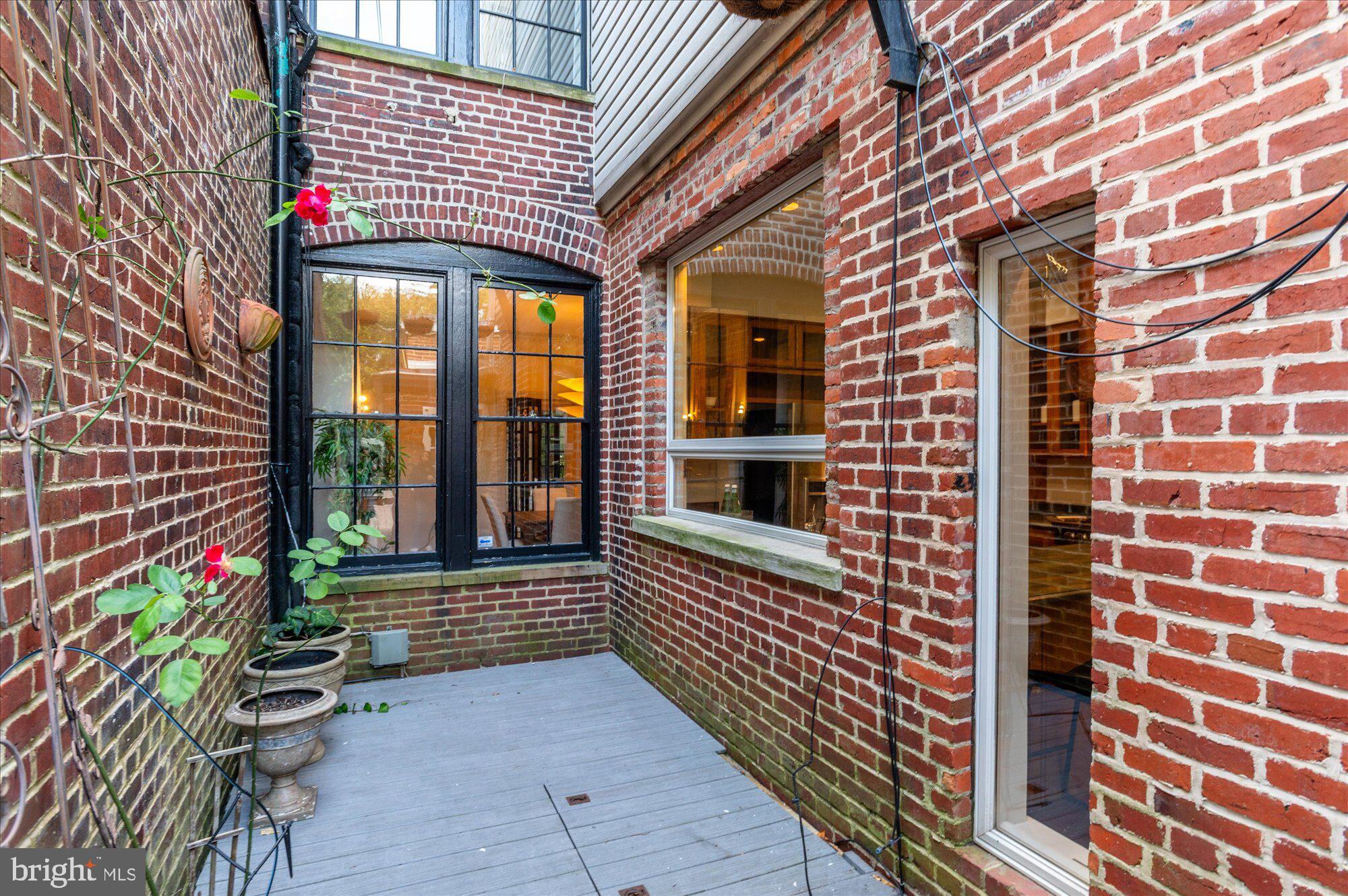 Real estate listing preview #28