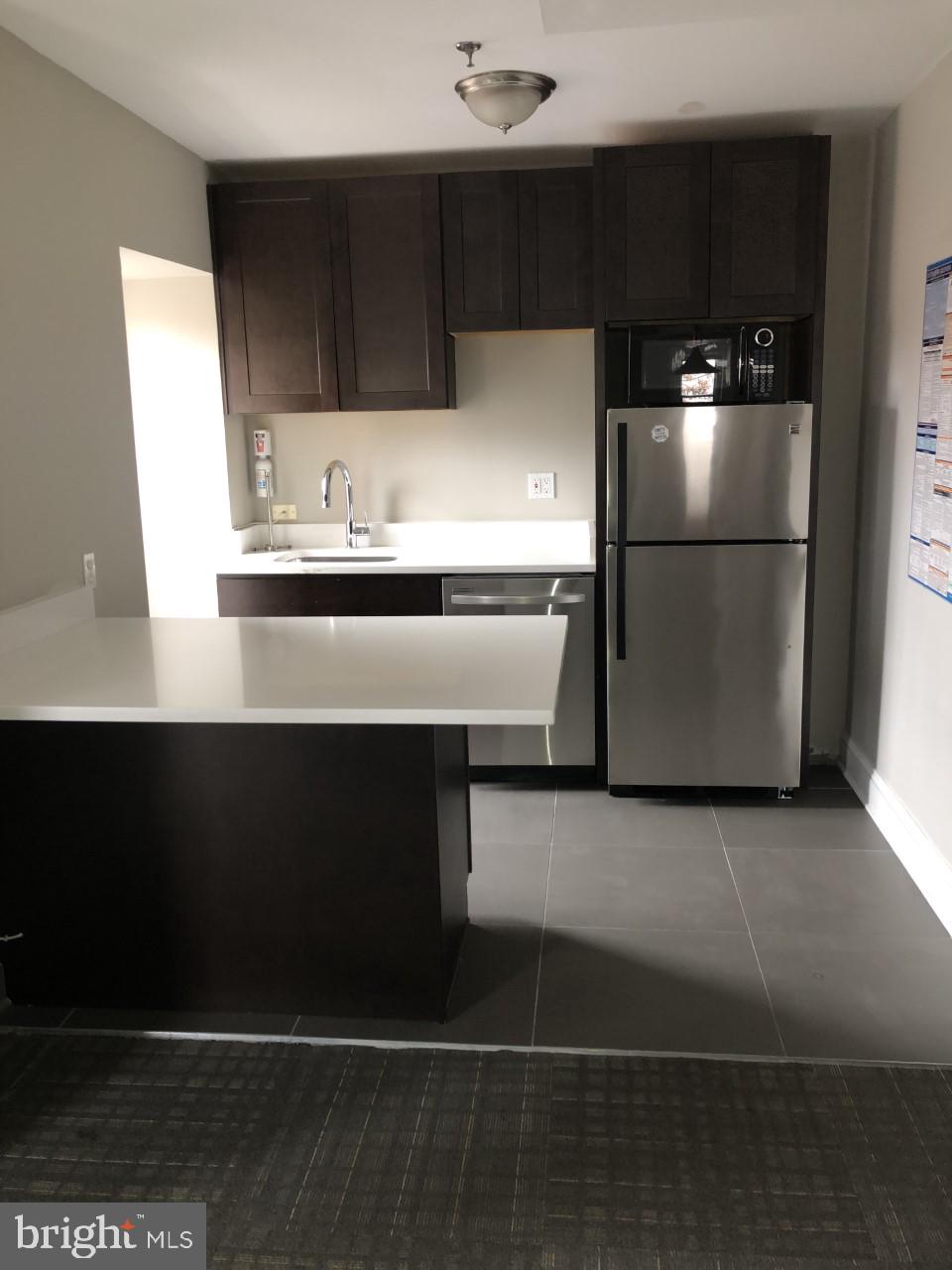 Real estate listing preview #8