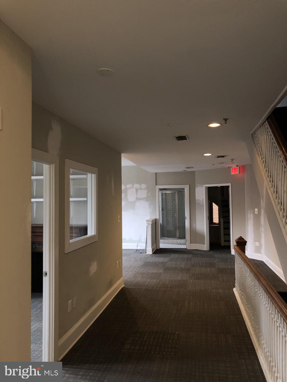 Real estate listing preview #10