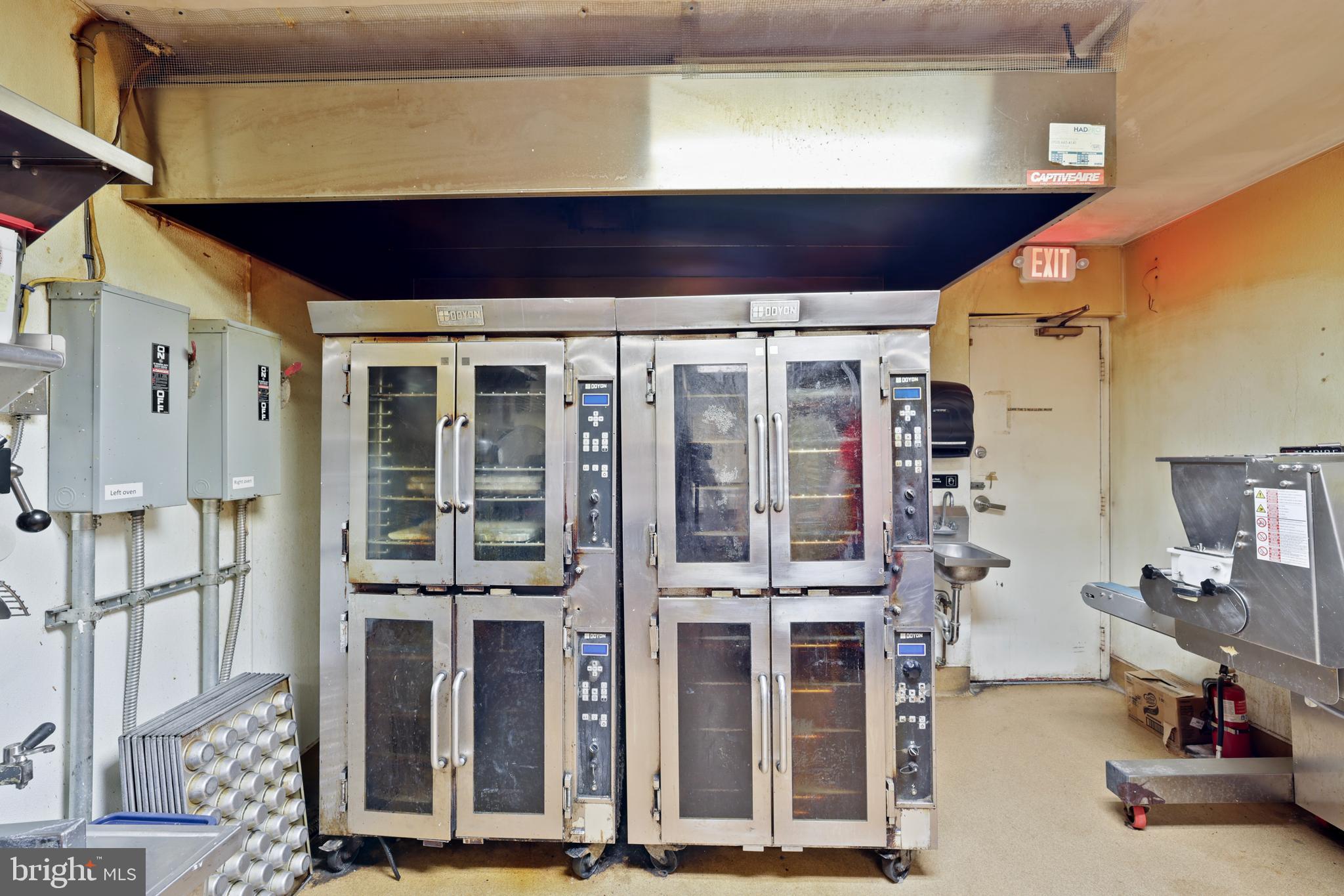 Real estate listing preview #15