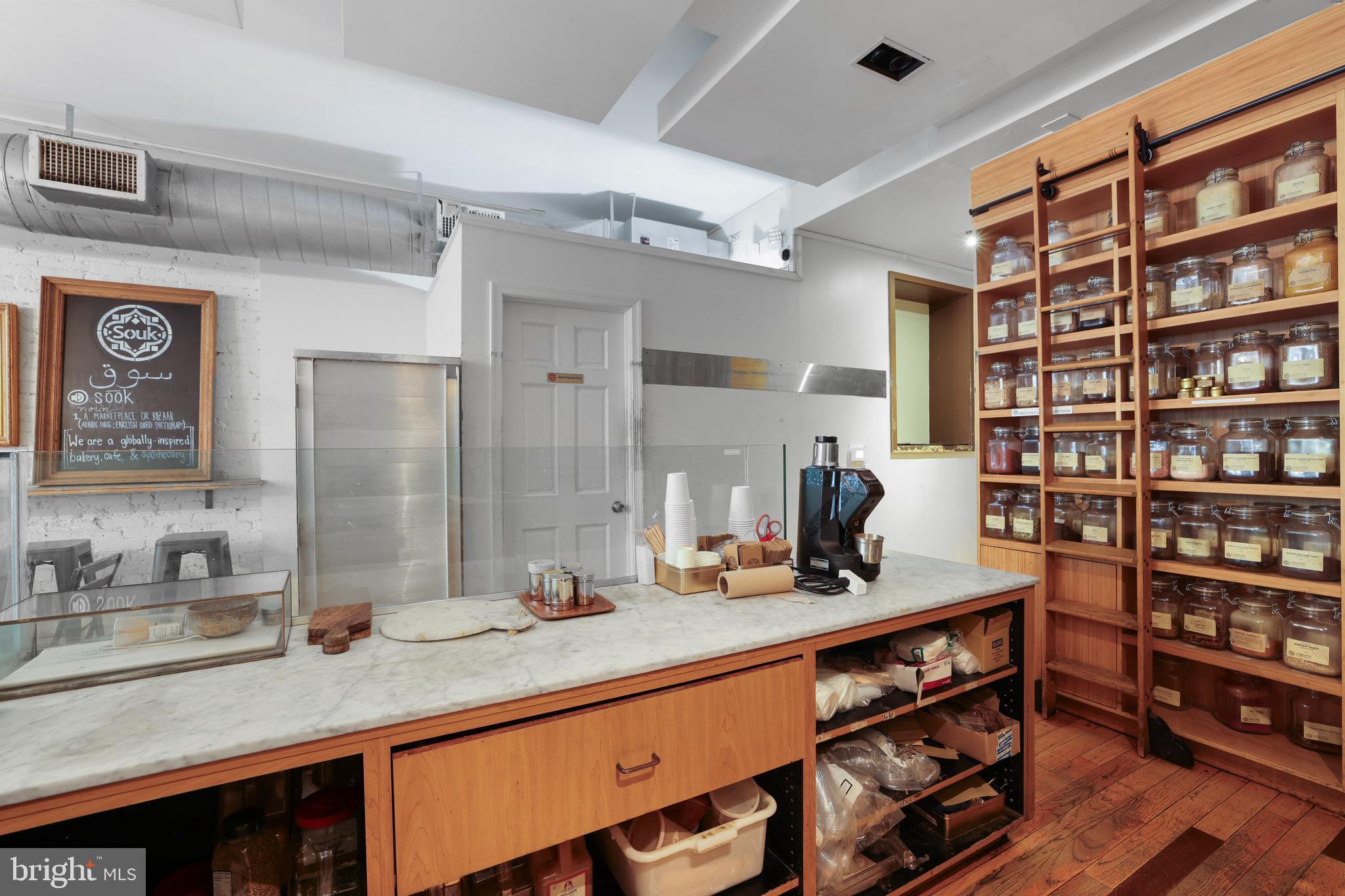 Real estate listing preview #11