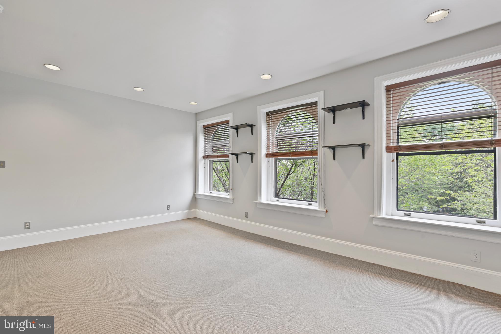 Real estate listing preview #39