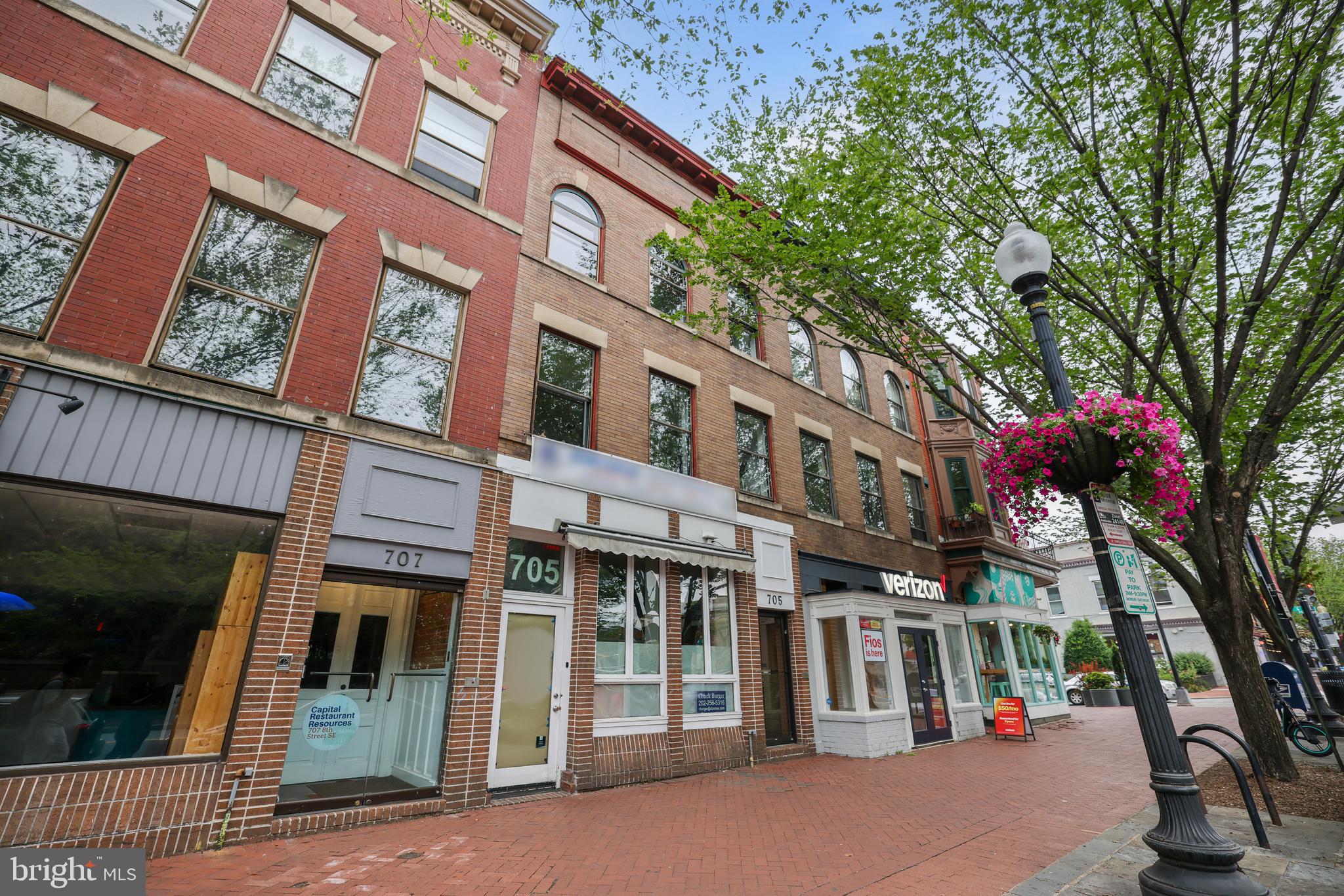 Real estate listing preview #2