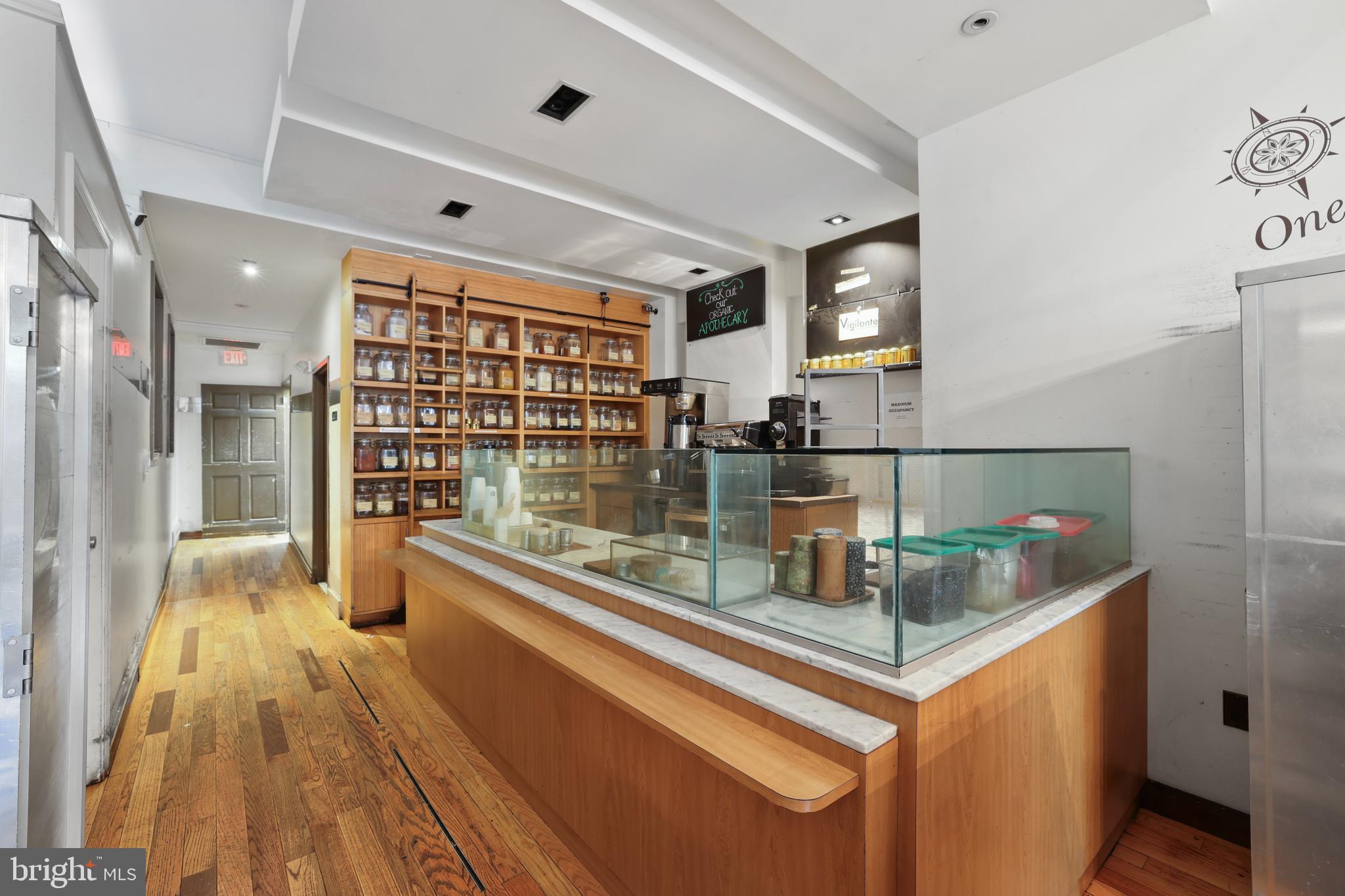 Real estate listing preview #9