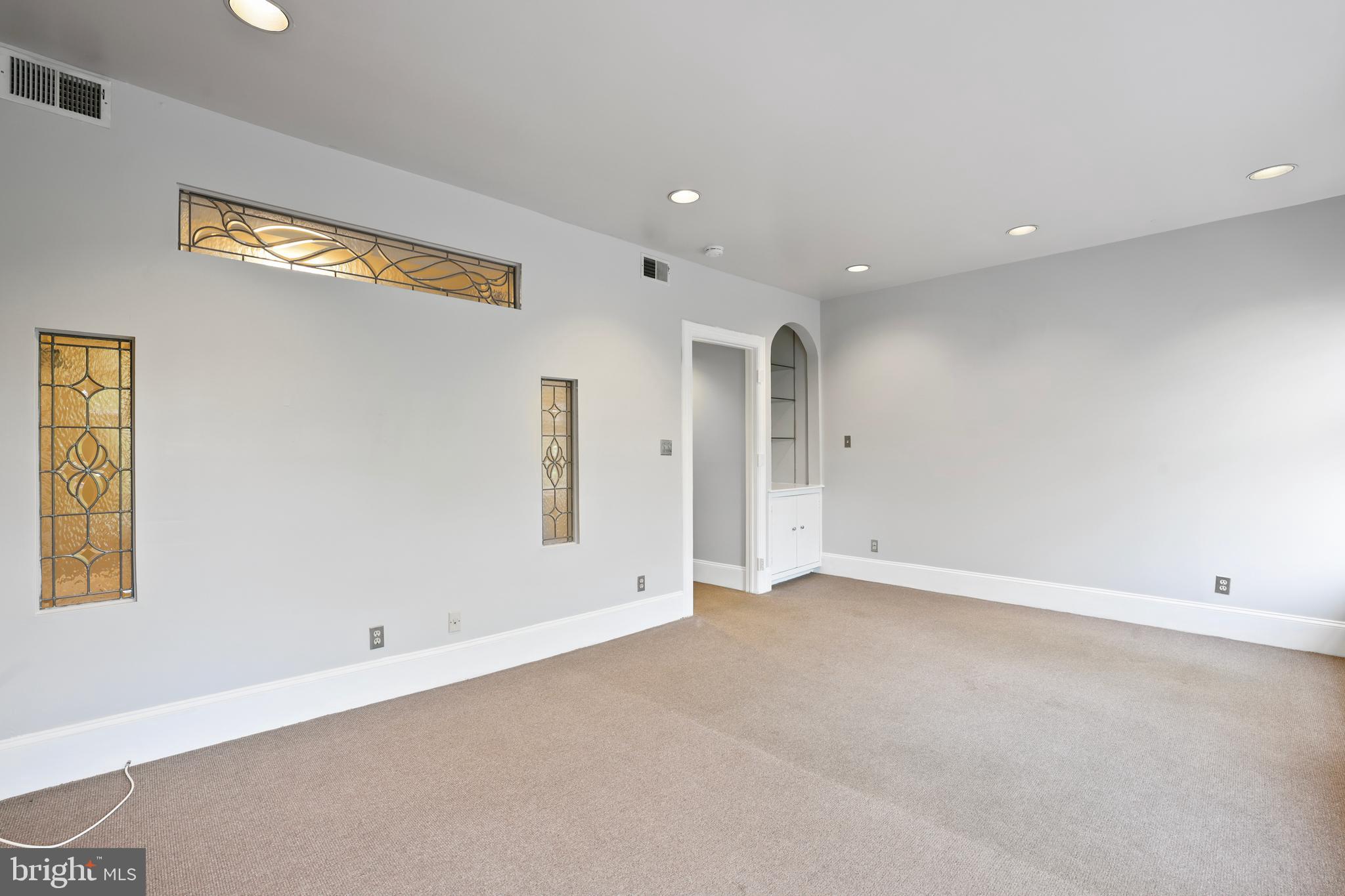 Real estate listing preview #38