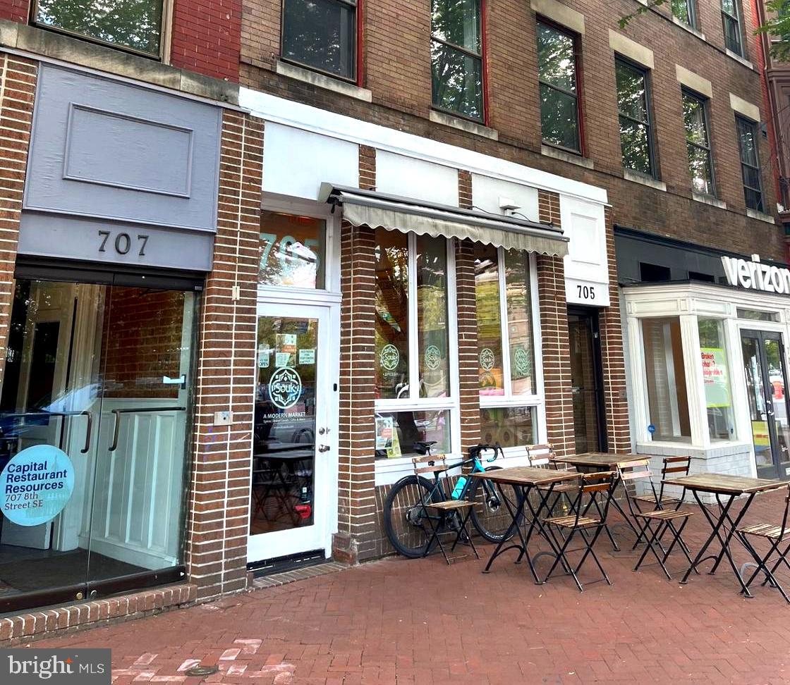 Real estate listing preview #1