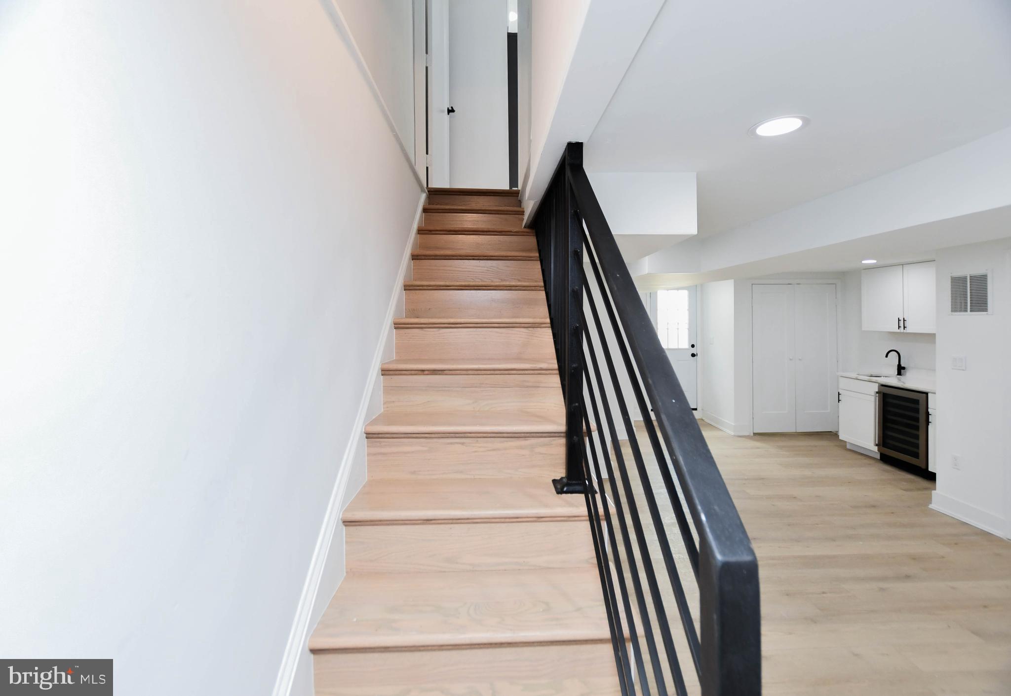 Real estate listing preview #26