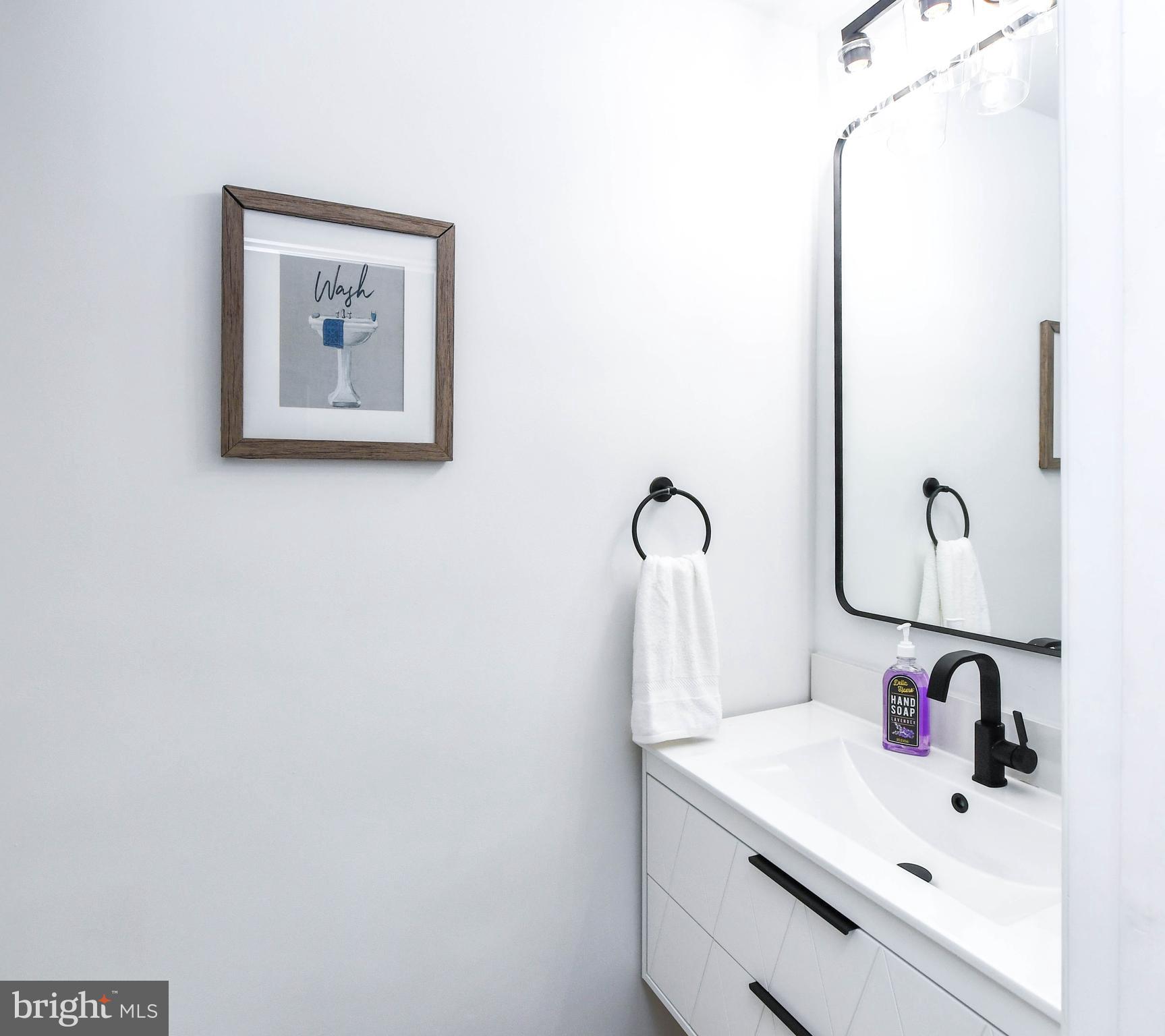 Real estate listing preview #14