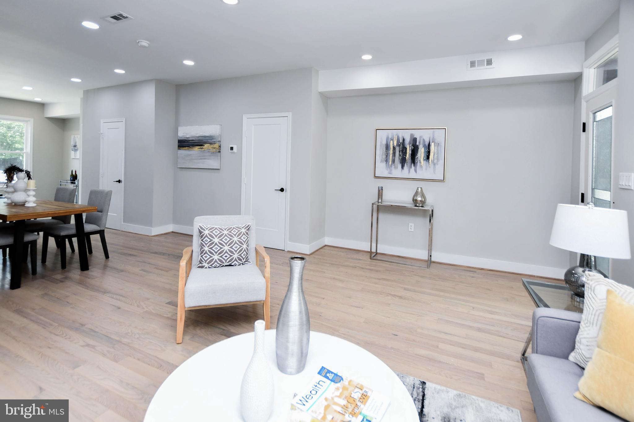 Real estate listing preview #22