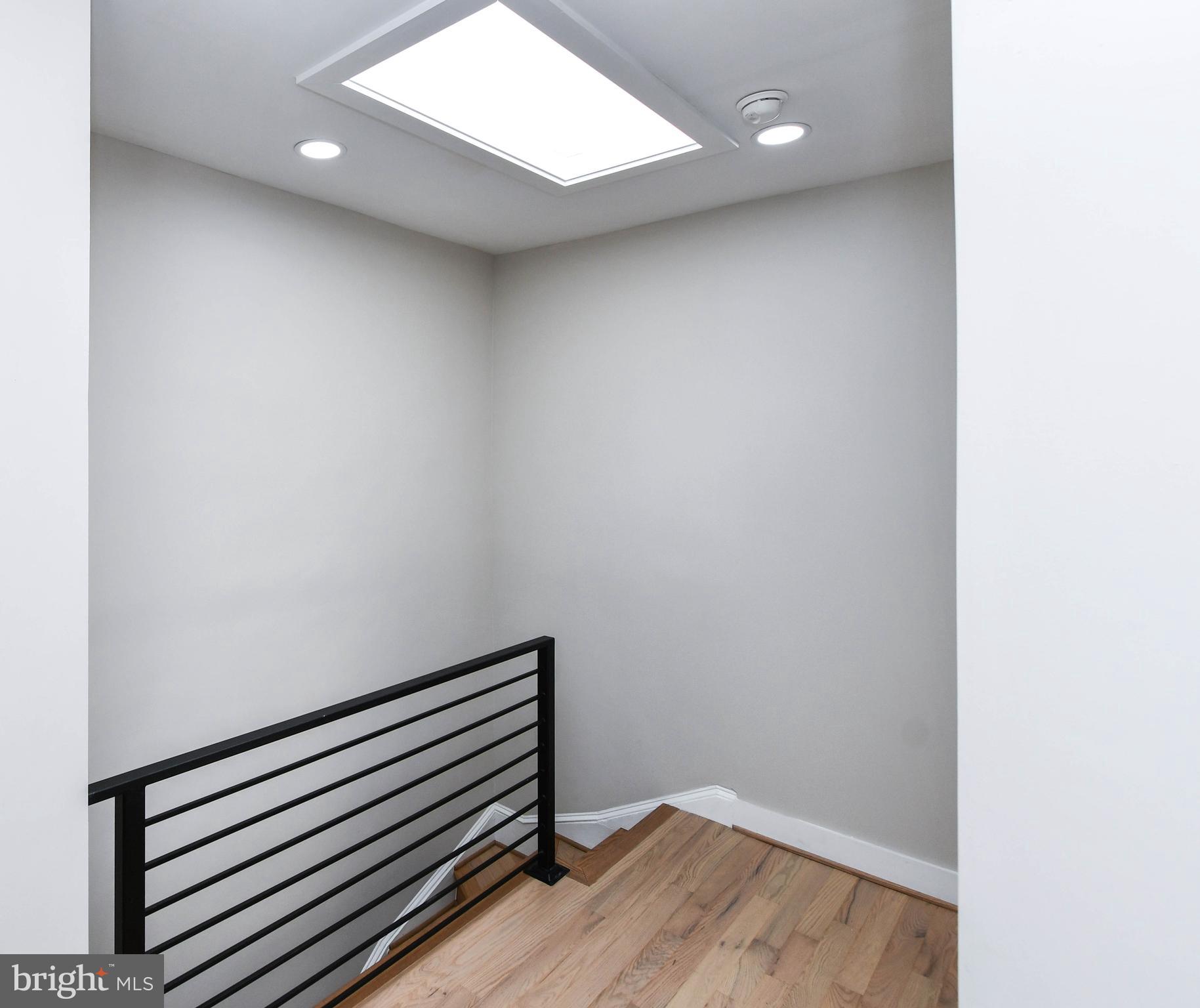 Real estate listing preview #29